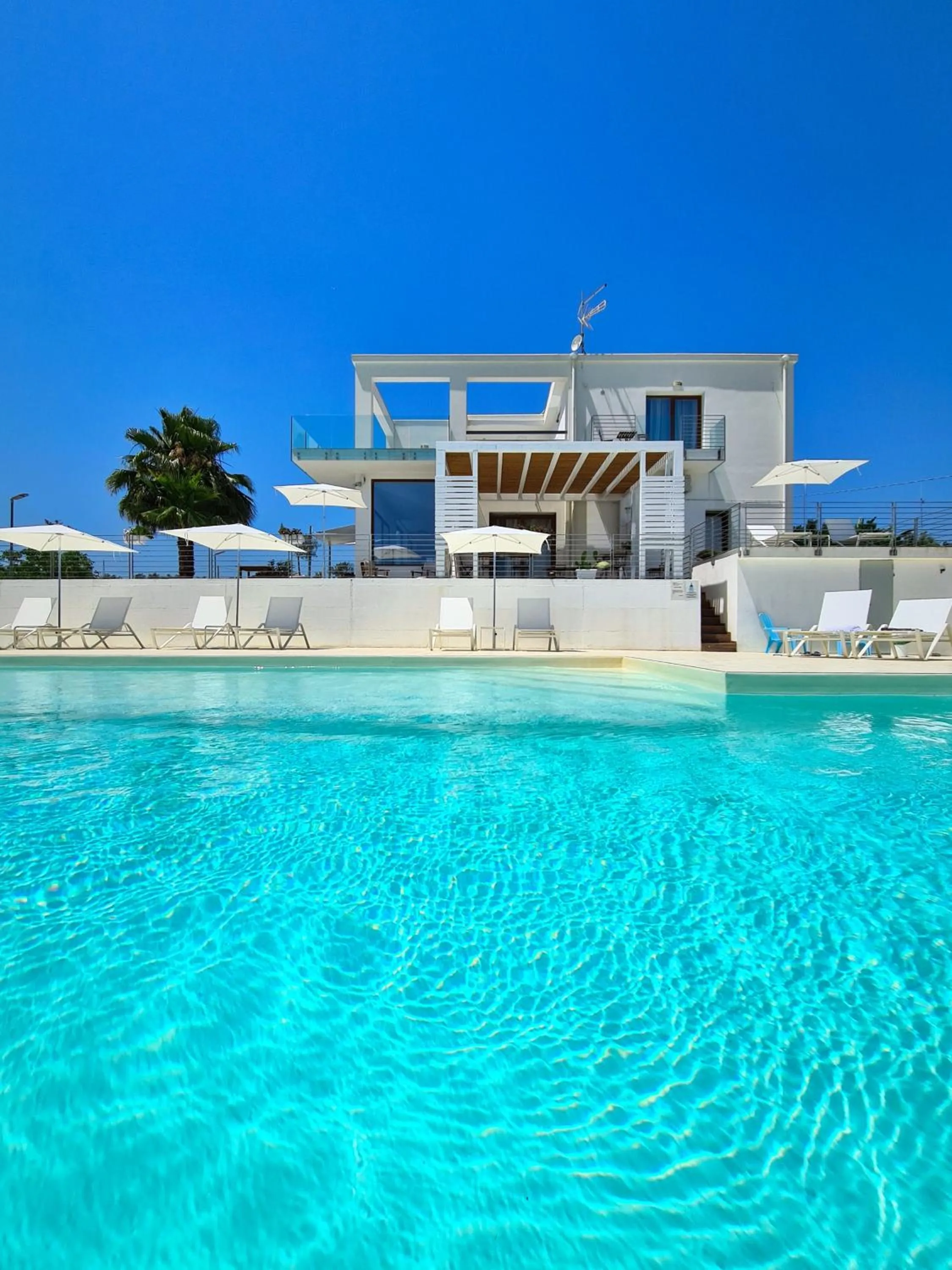 Property building in Villa Landolina