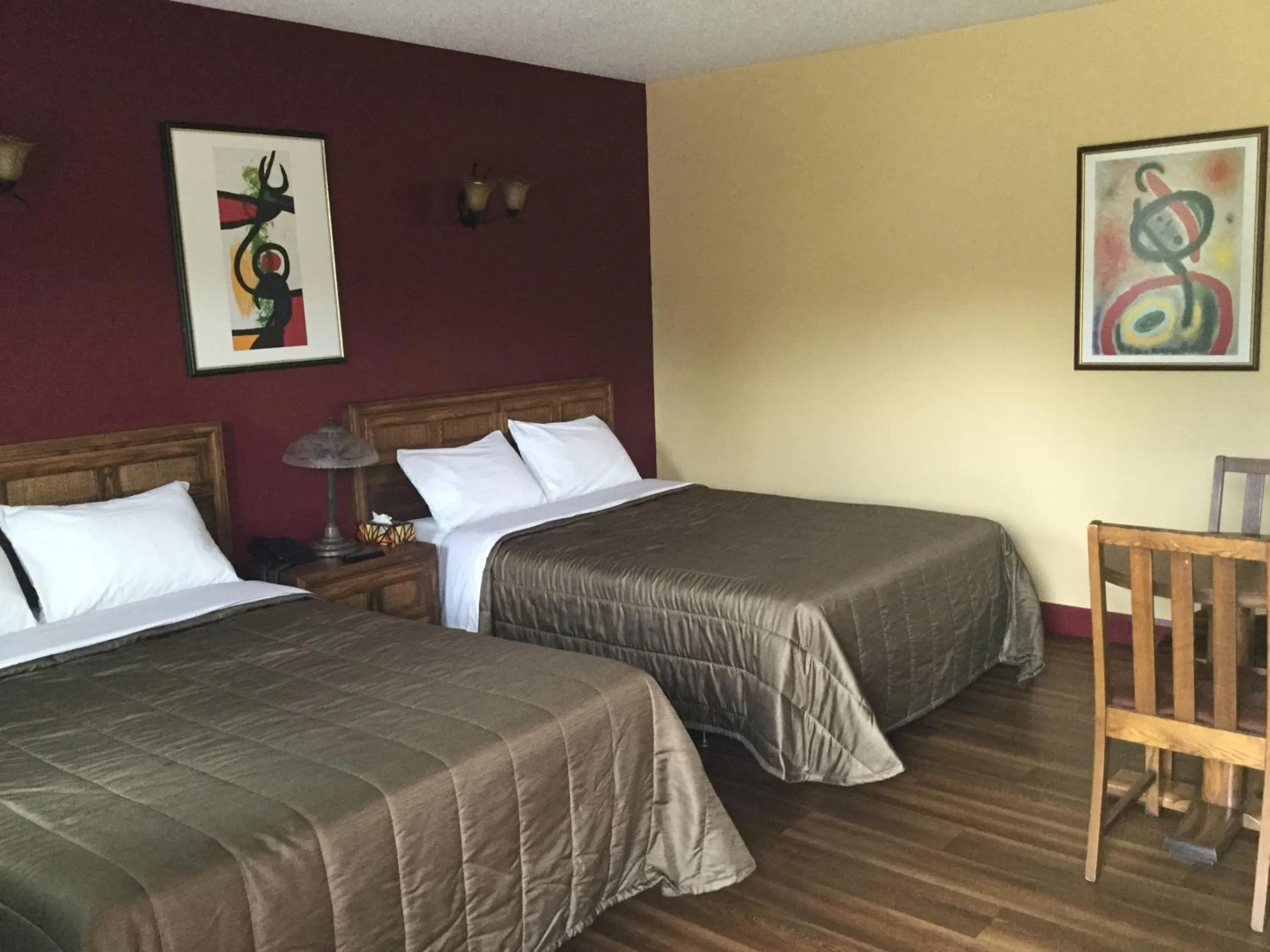 Photo of the whole room, Bed in Hotel Motel Hospitalité