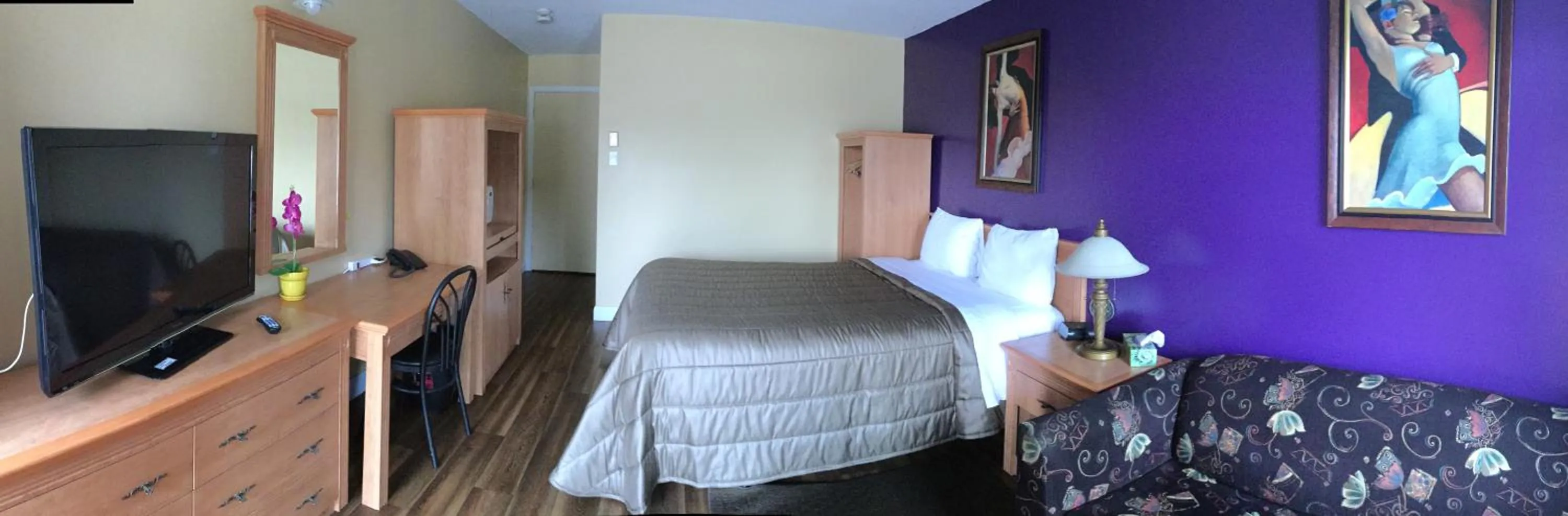 Photo of the whole room, Bed in Hotel Motel Hospitalité