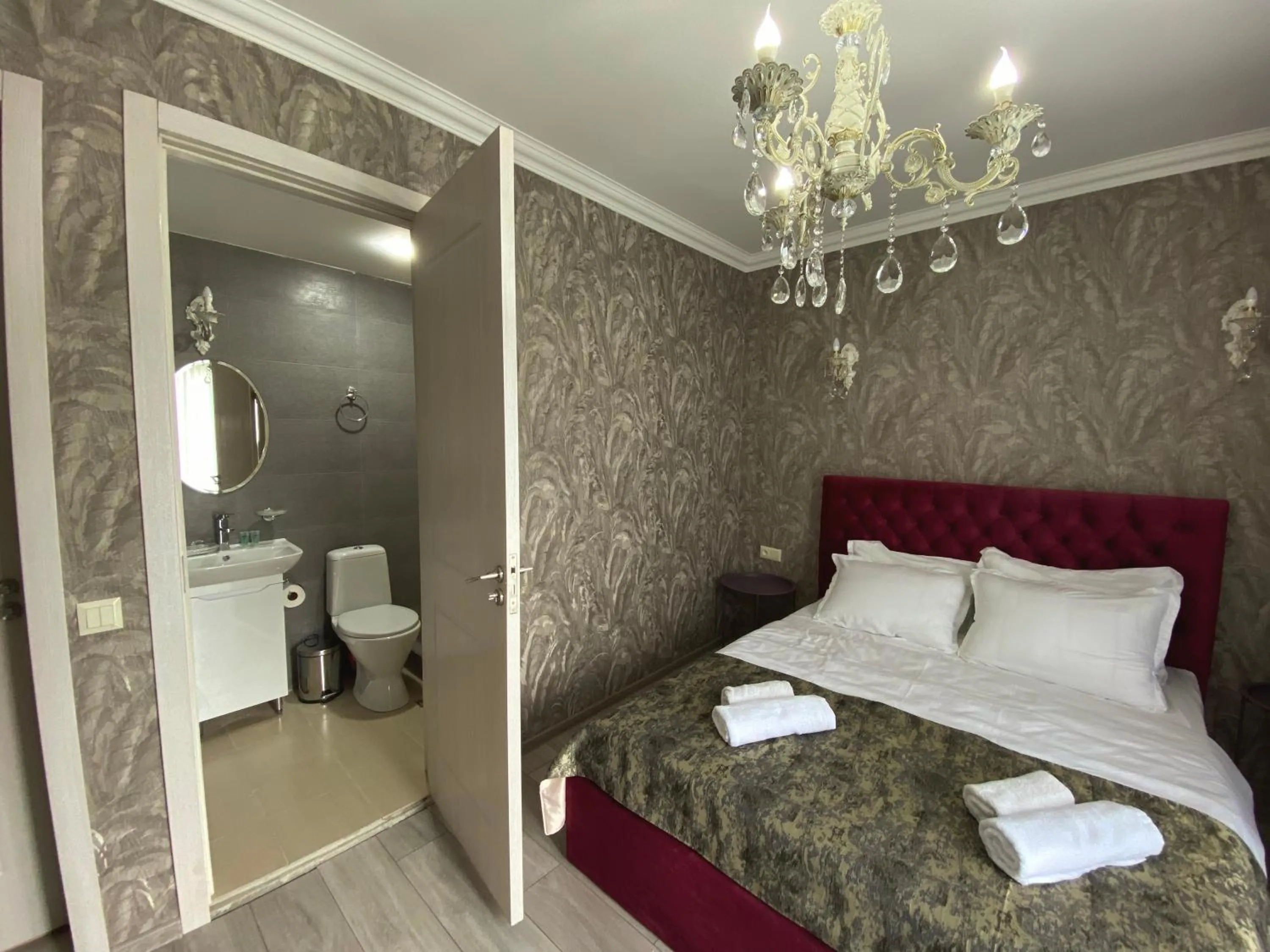 Photo of the whole room, Bed in Sunny Days Borjomi