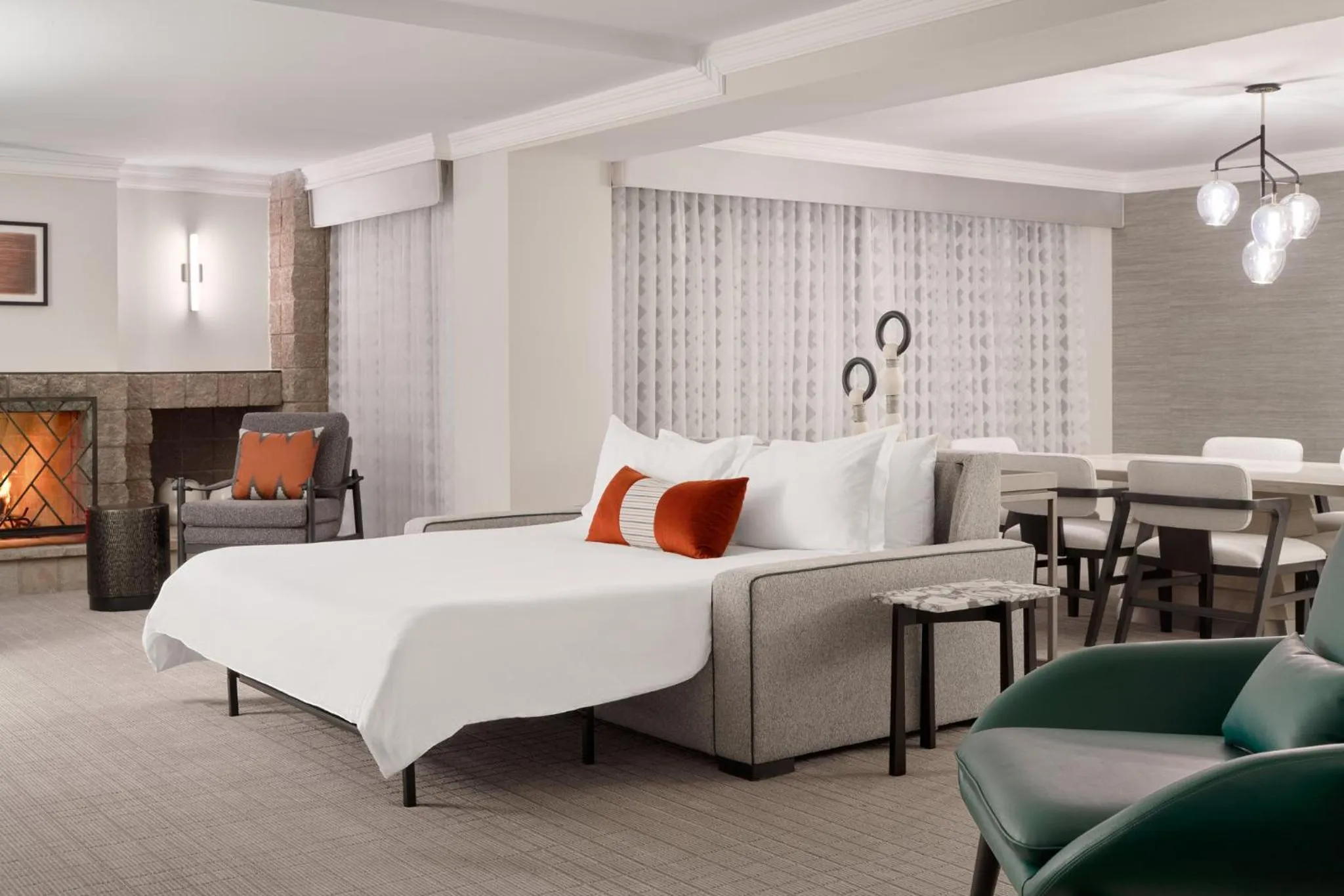 Other, Bed in Loews Ventana Canyon Resort