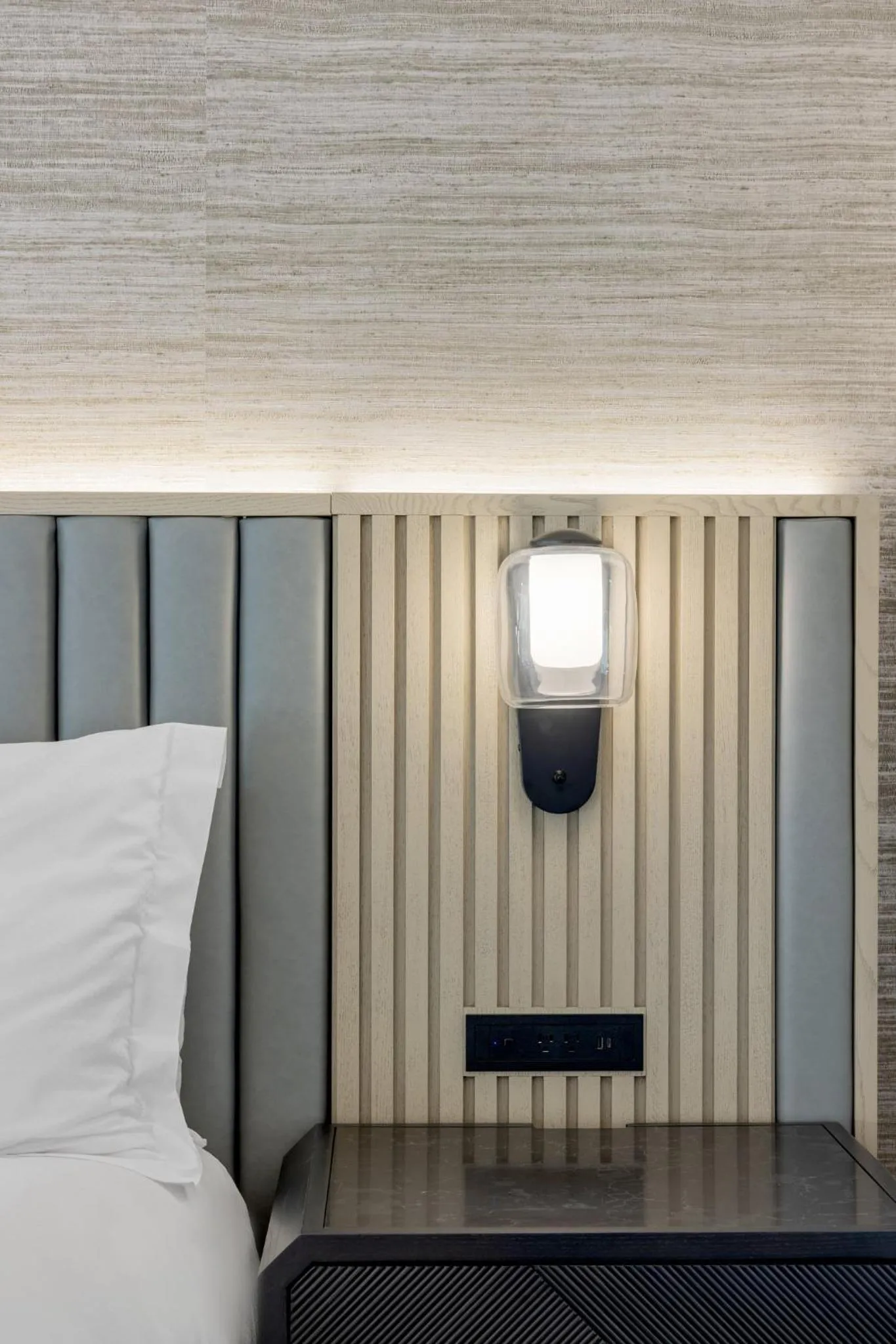 Bathroom, Bed in Loews Ventana Canyon Resort