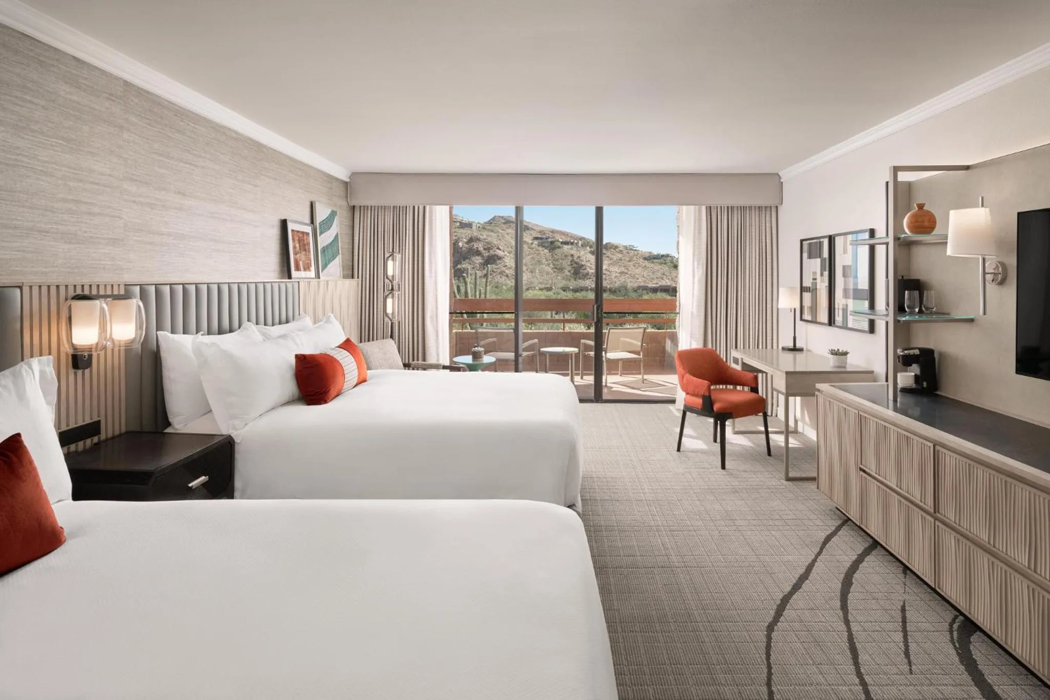 Other, Bed in Loews Ventana Canyon Resort