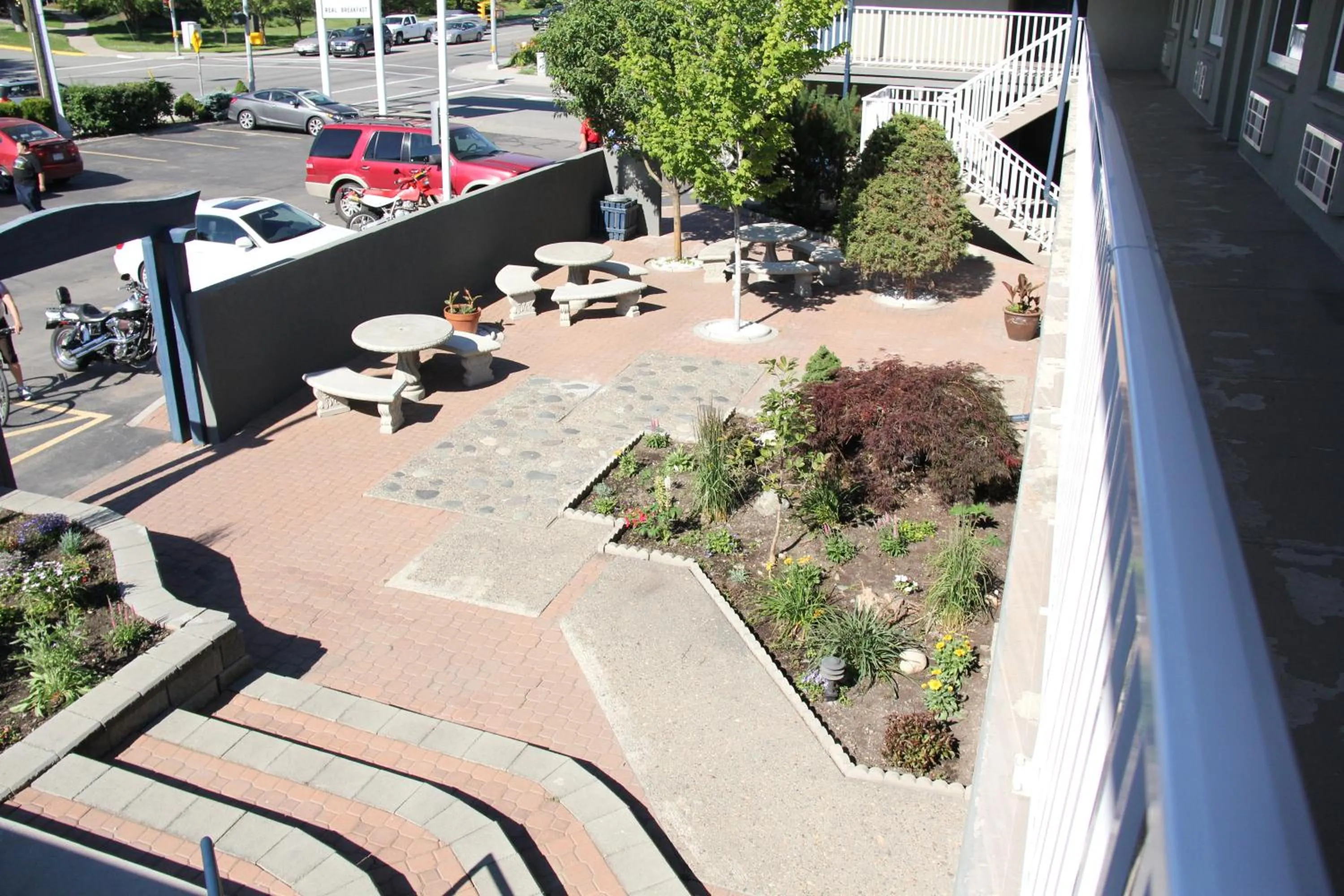 Balcony/Terrace in Travelodge by Wyndham Kamloops