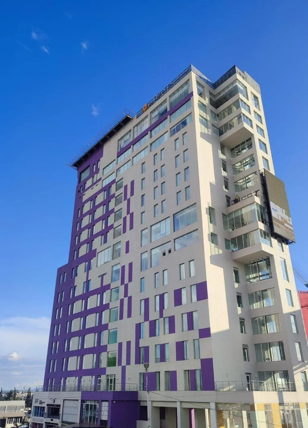 Property building in La Quinta by Wyndham Puebla Palmas Angelopolis