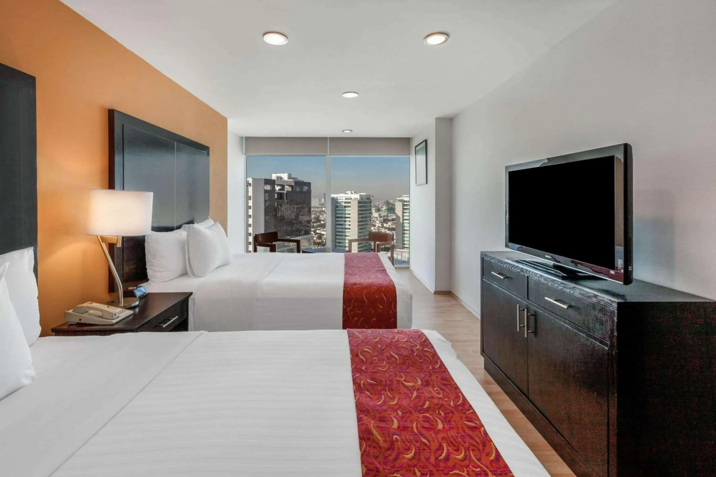 Photo of the whole room, Bed in La Quinta by Wyndham Puebla Palmas Angelopolis Photo of the whole room, Bed in La Quinta by Wyndham Puebla Palmas Angelopolis