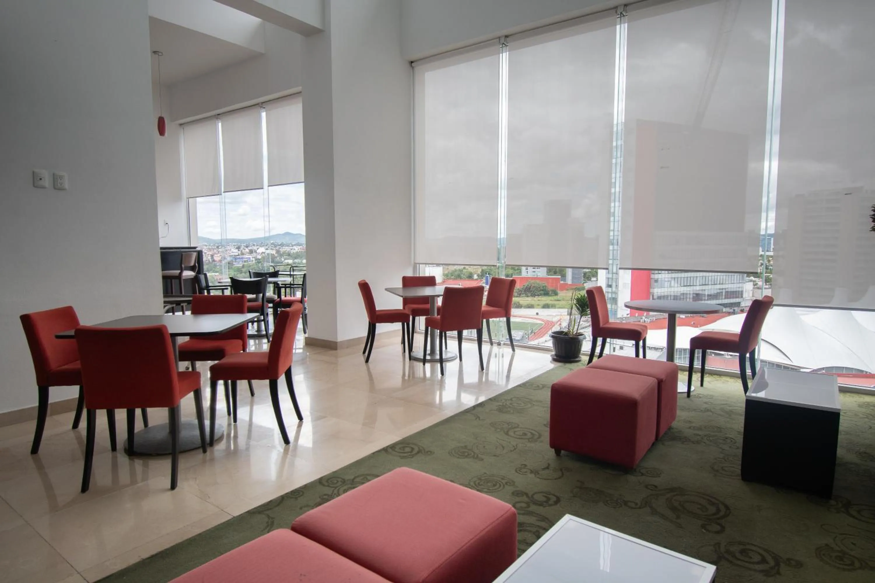 Restaurant/places to eat in La Quinta by Wyndham Puebla Palmas Angelopolis