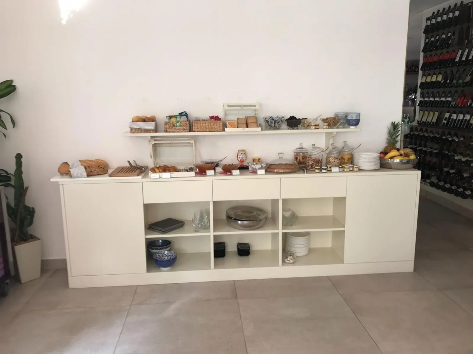 Breakfast in Hotel Casa Costiera