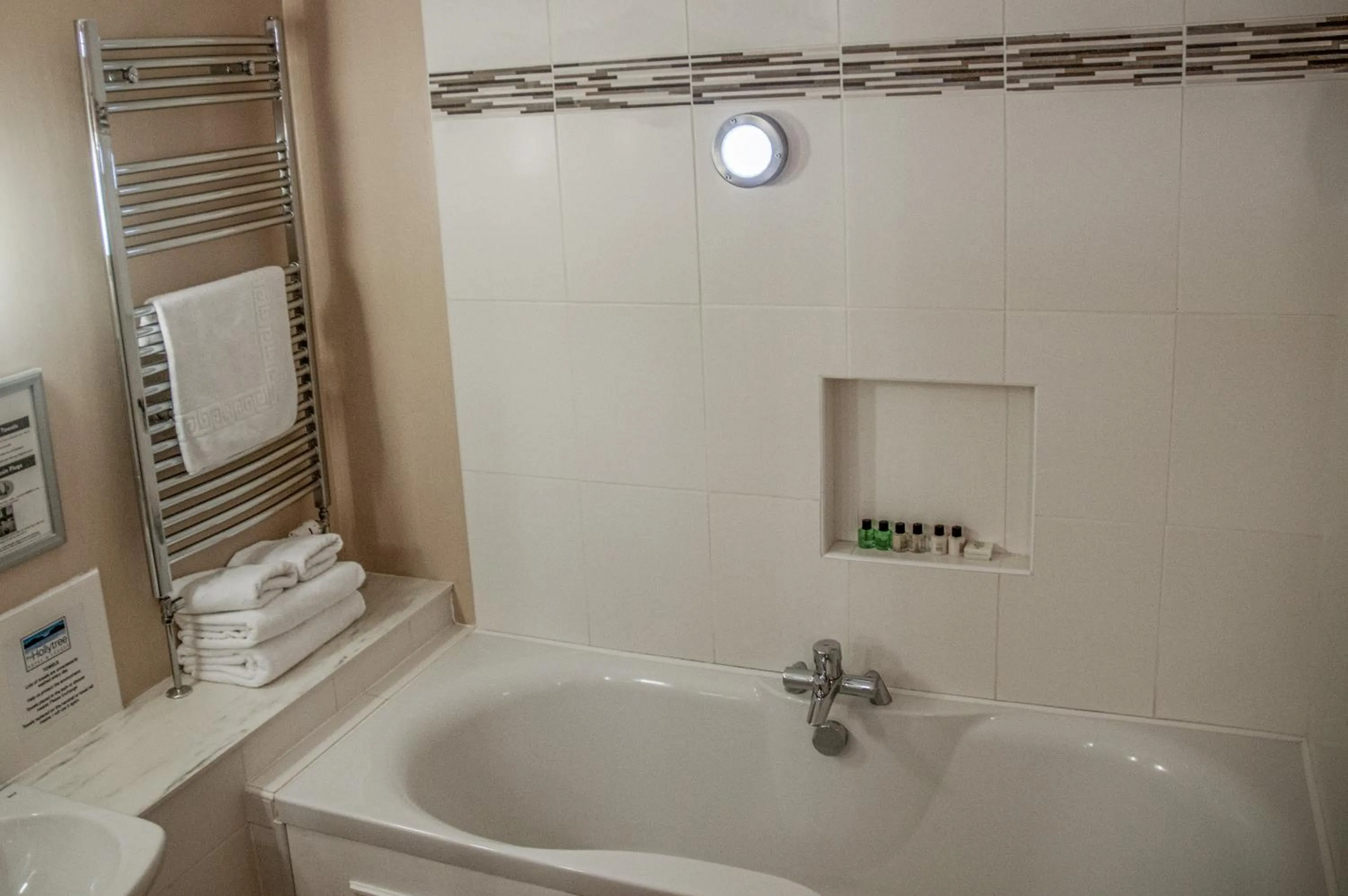 Bathroom in Holly Tree Hotel, Swimming Pool & Hot Tub