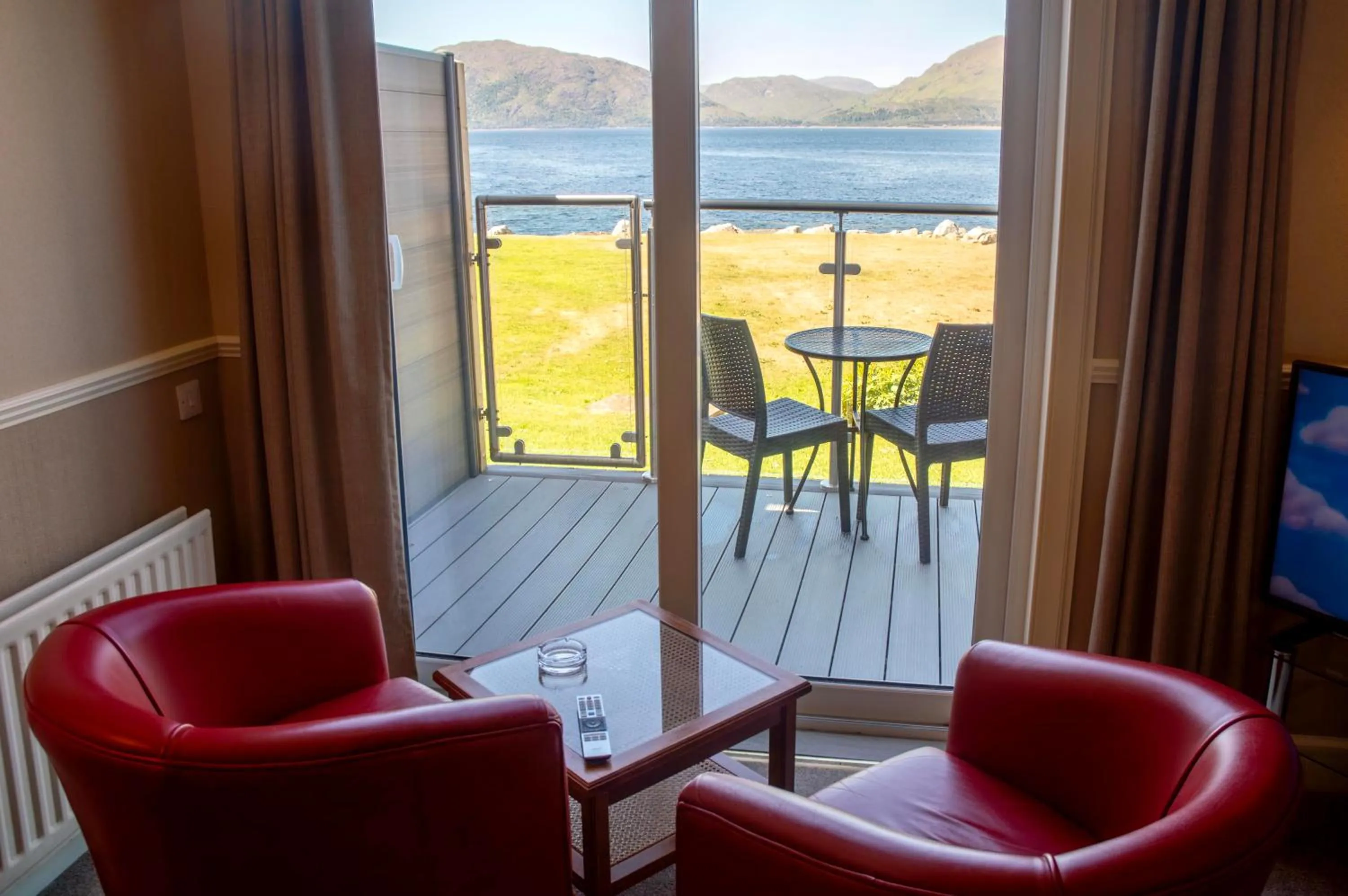 Natural landscape in Holly Tree Hotel, Swimming Pool & Hot Tub