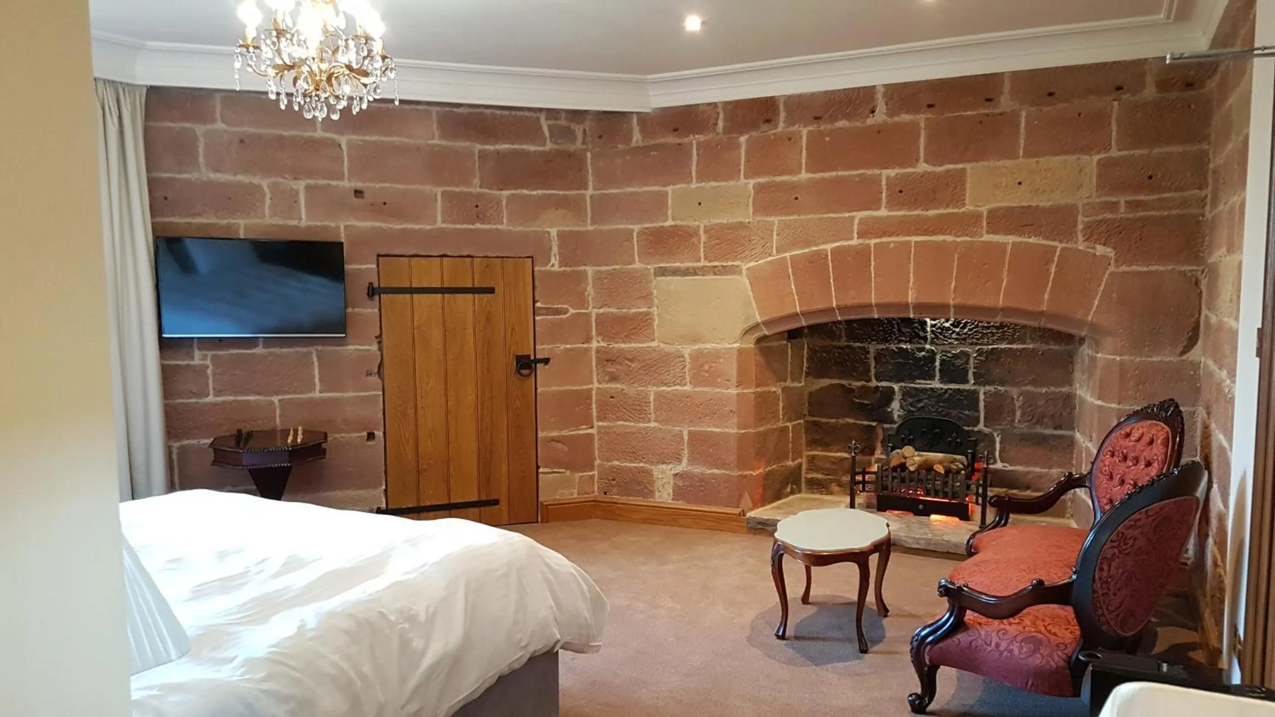 Seating area, Bed in Dalston Hall