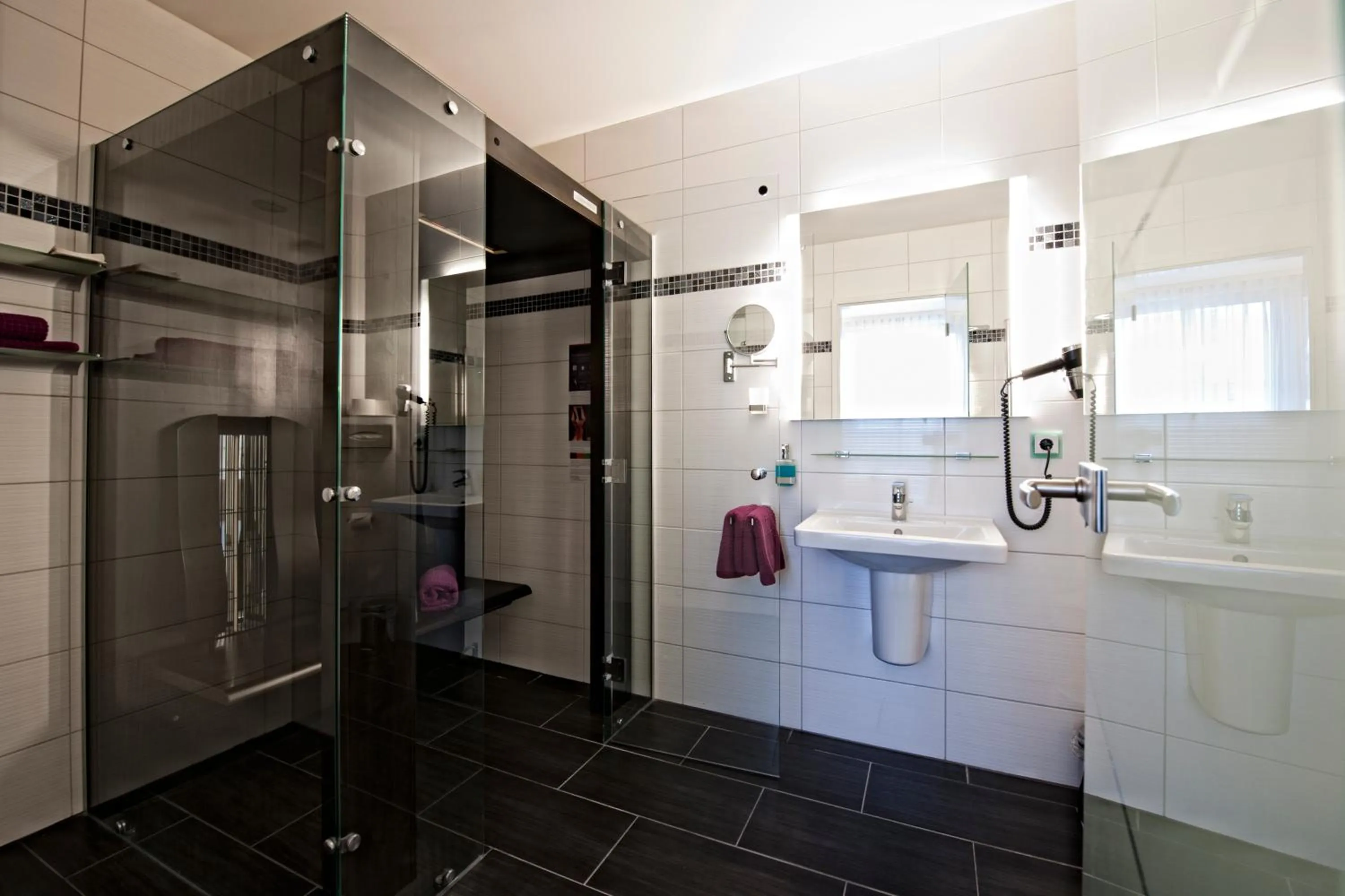 Bathroom in Hotel Jungstil