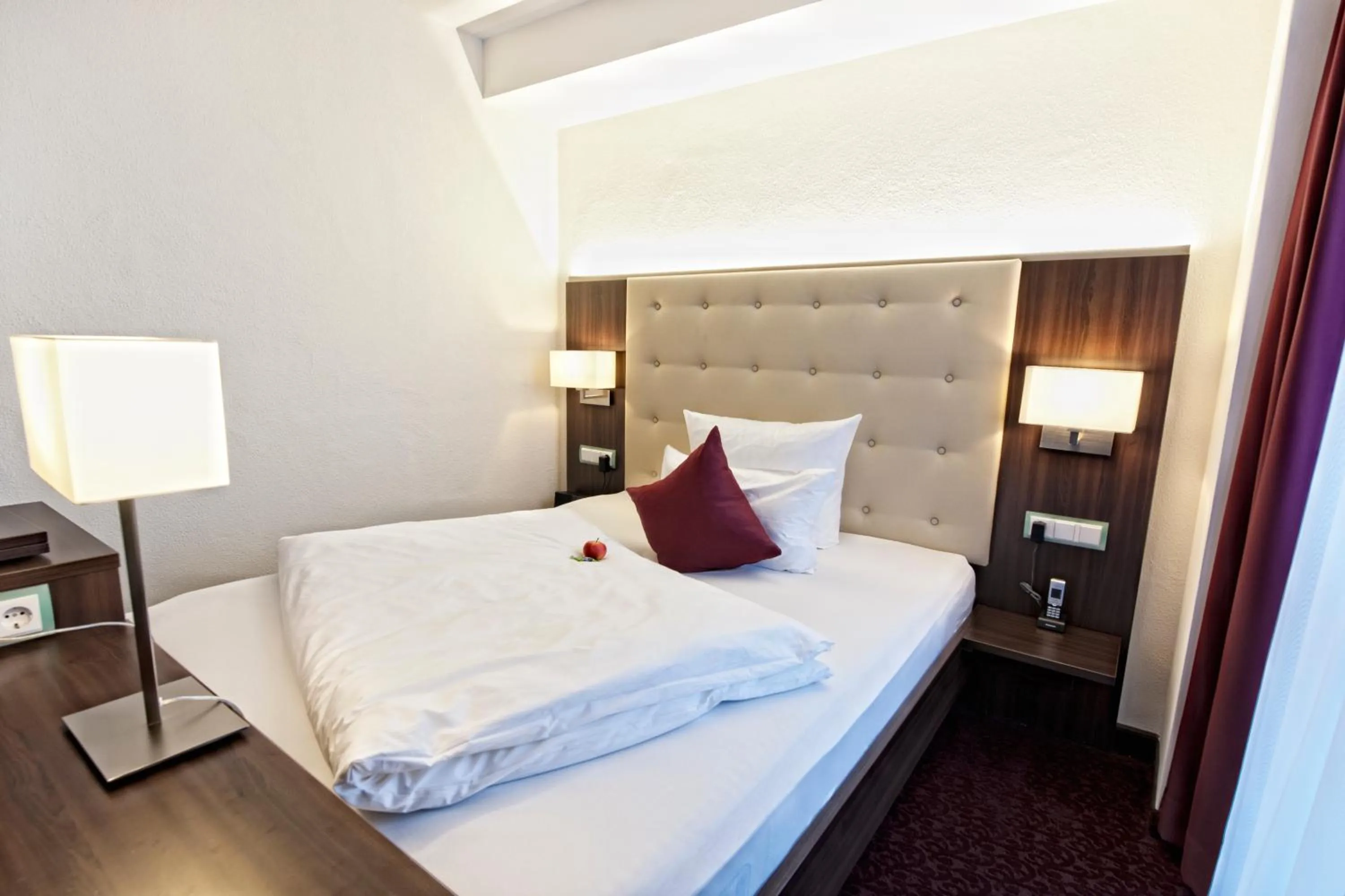 Living room, Bed in Hotel Jungstil