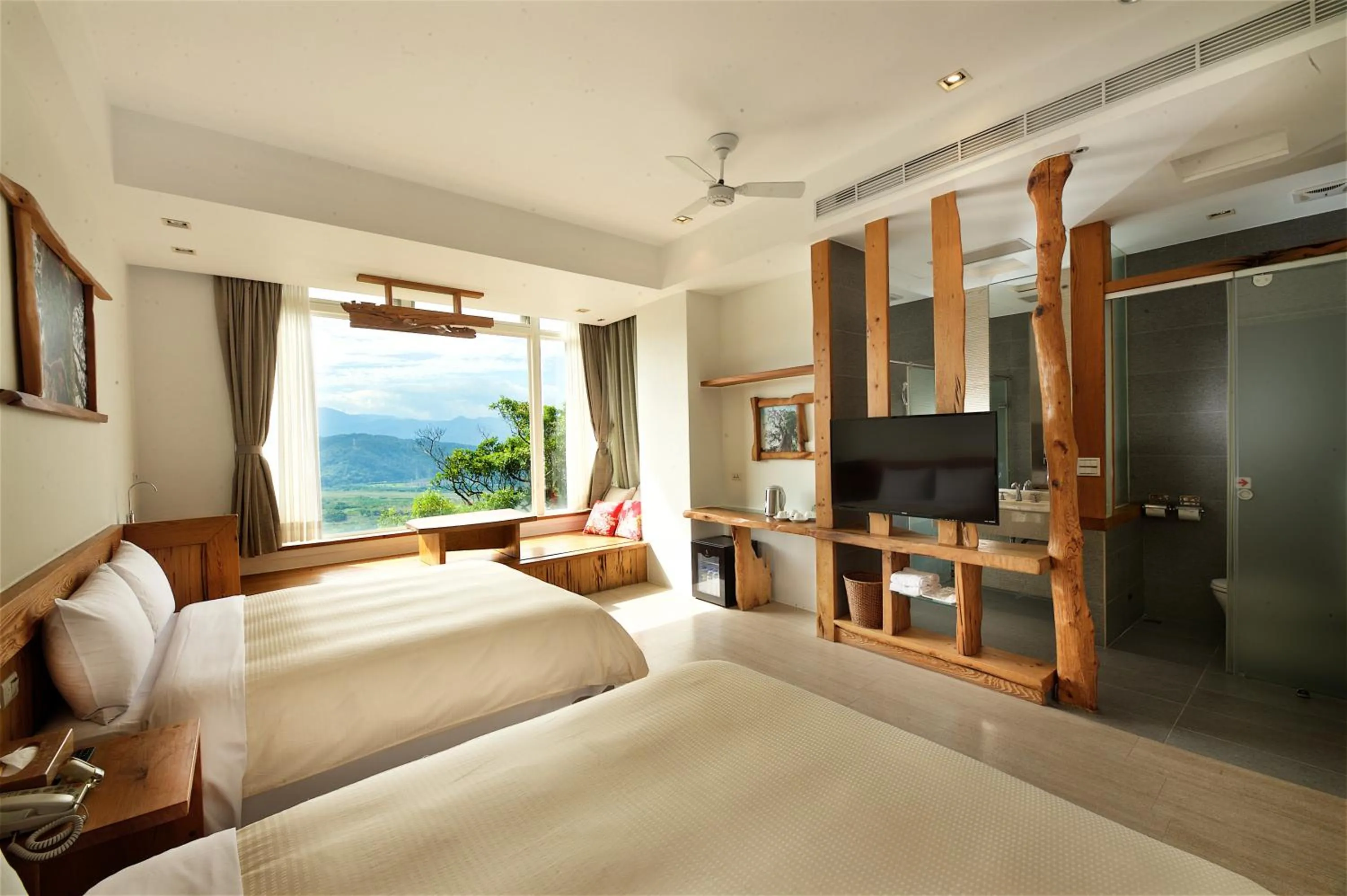 Photo of the whole room, Bed in Shangrila Leisure Farm