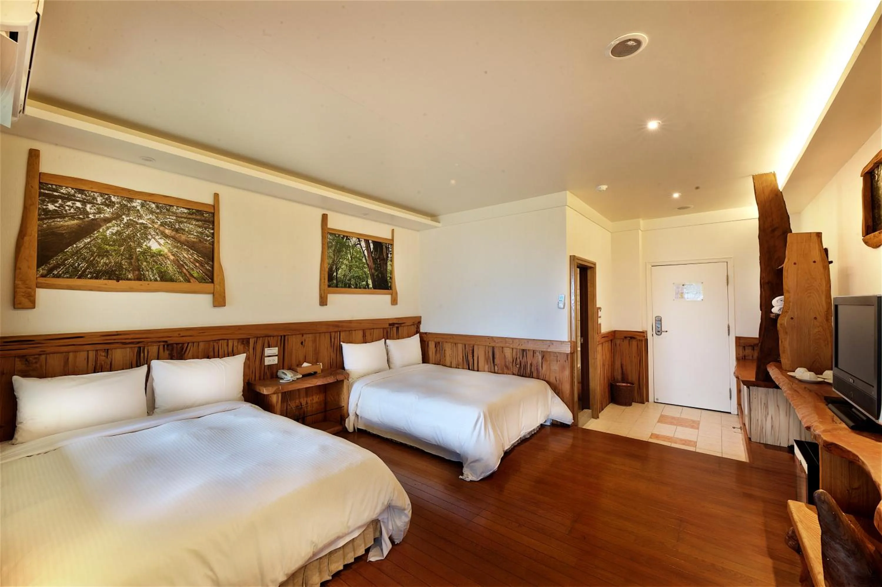 Photo of the whole room, Bed in Shangrila Leisure Farm