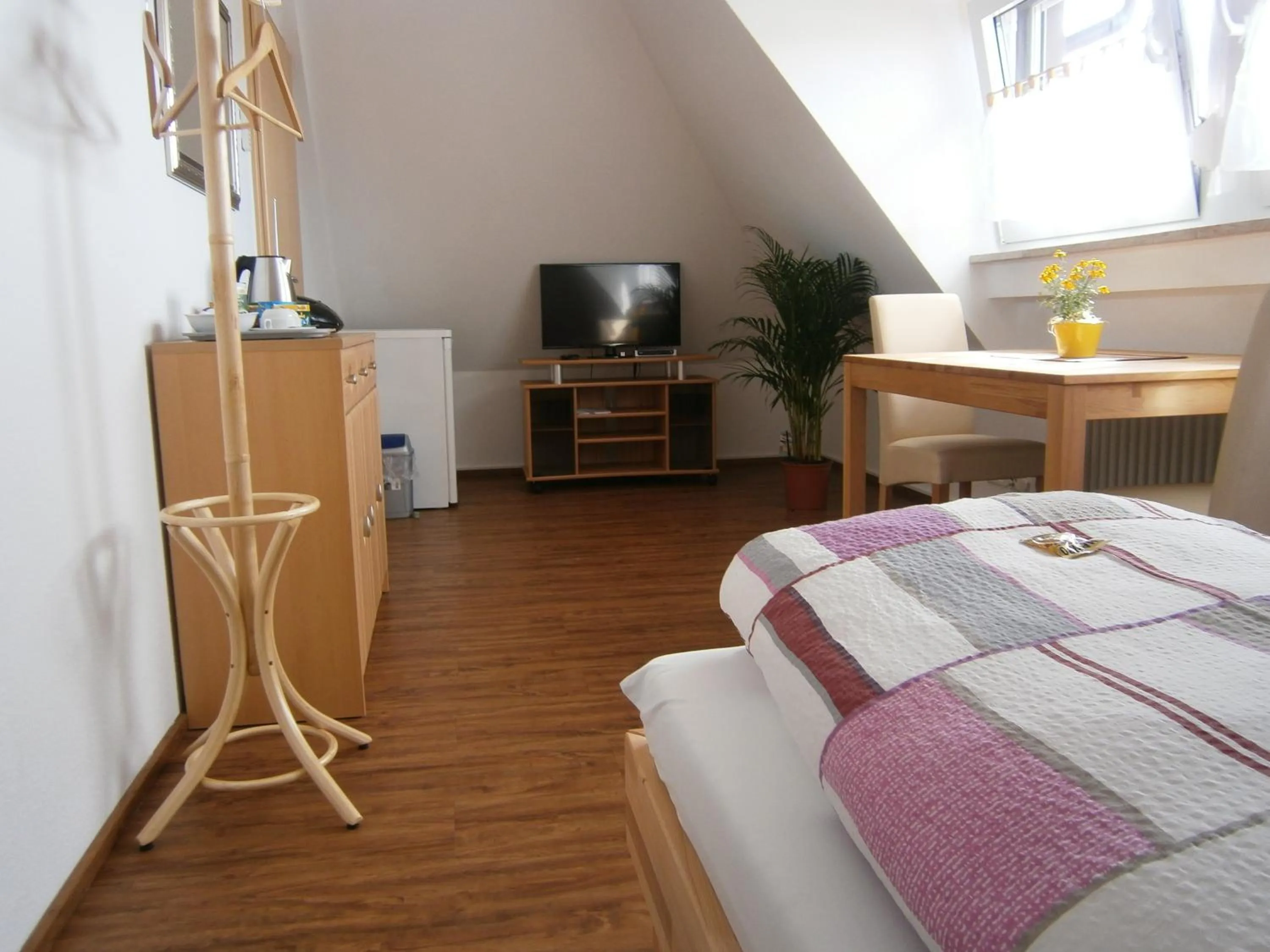 Day, Bed in Thai Tawan