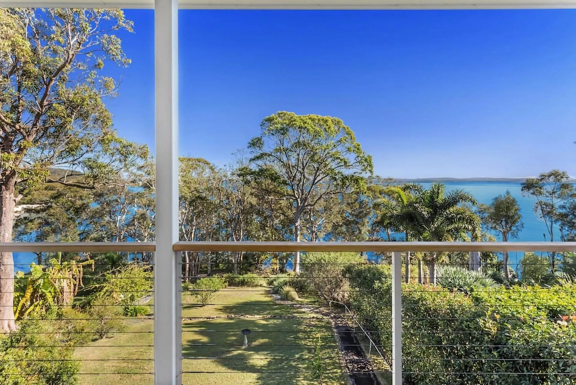 Garden in Luxury on Dutchmans Beach