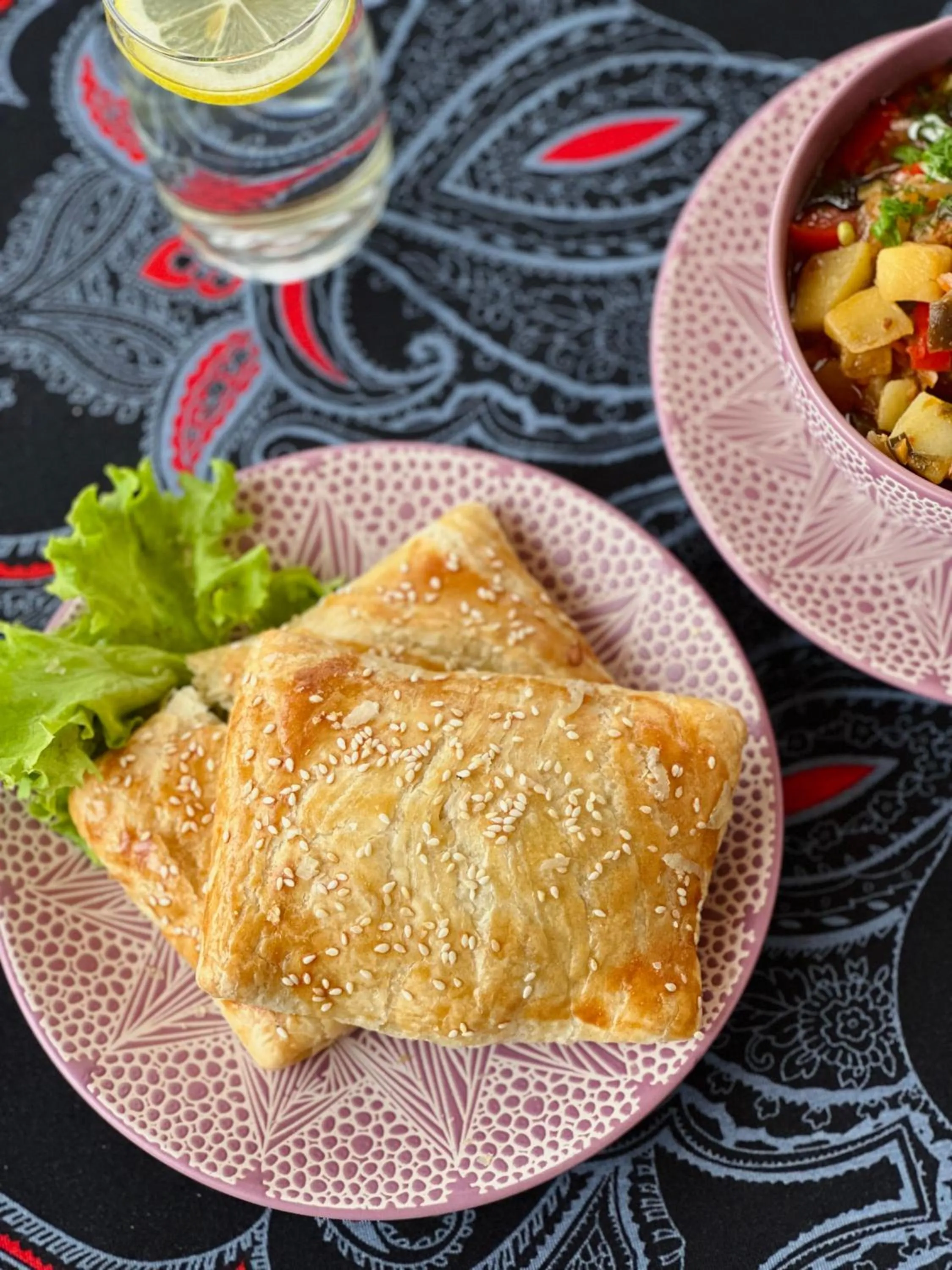 Restaurant/places to eat in Dnipro Hotel