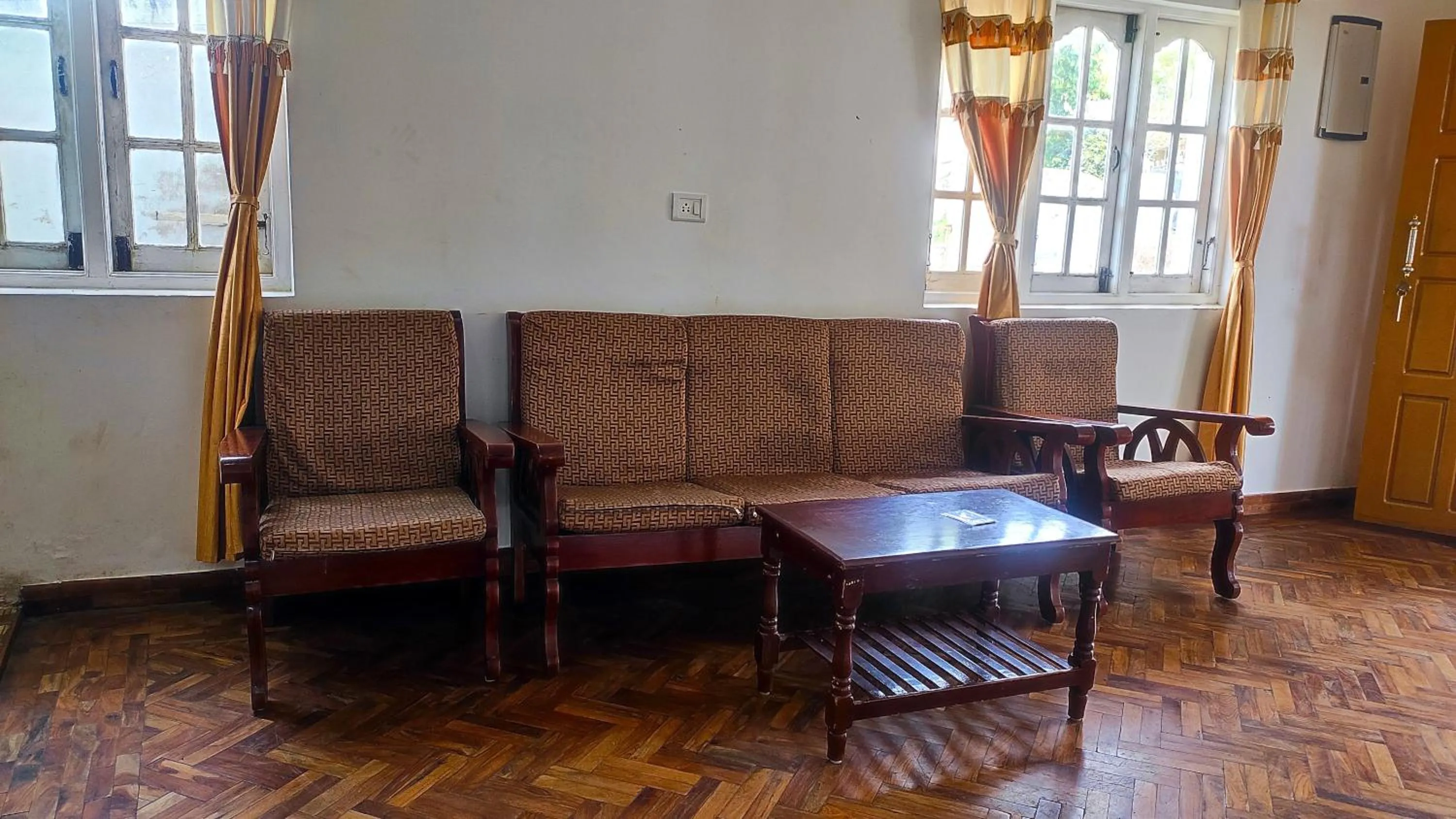 Pears Garden Royal Suite