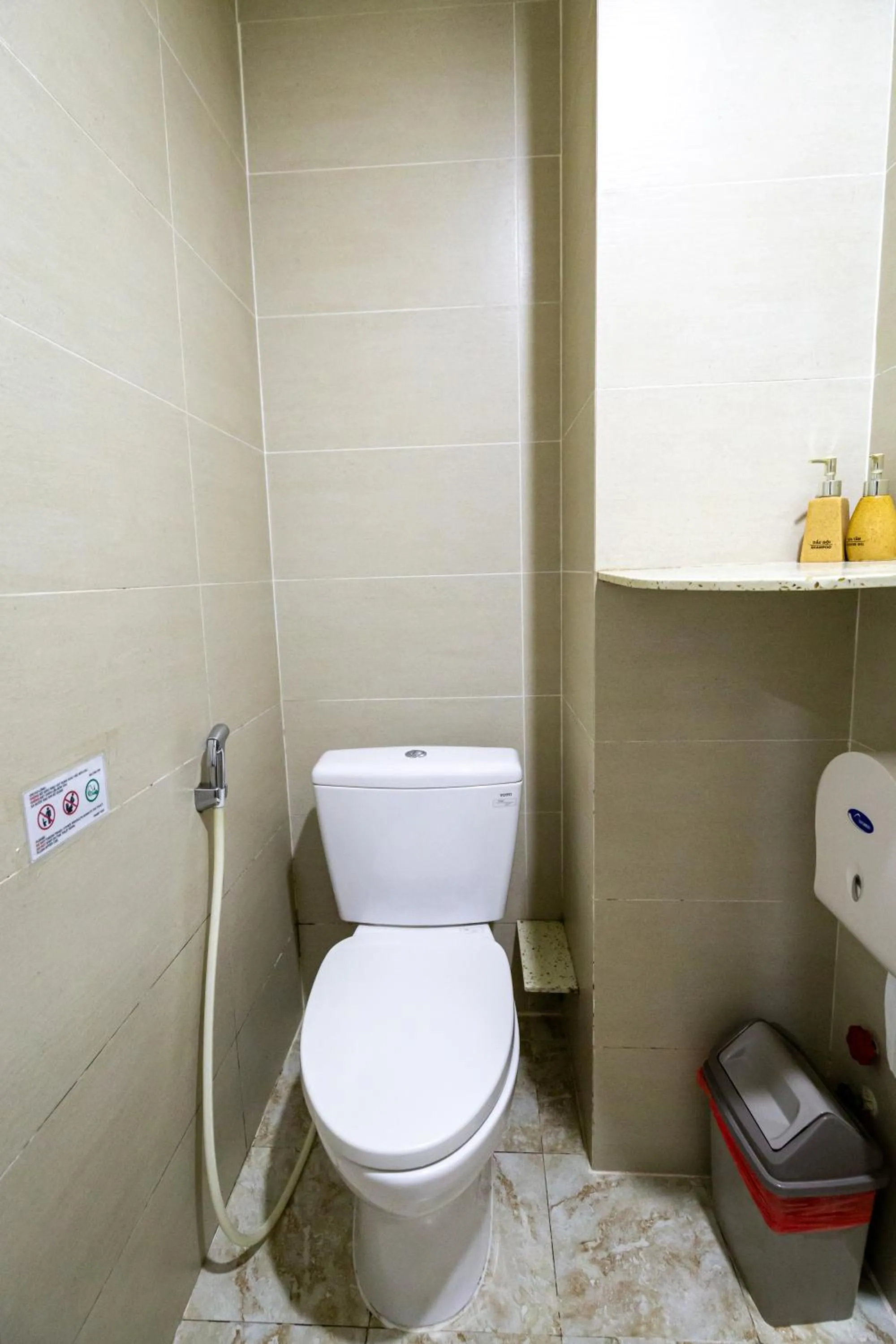 Shower in Cola's Homestay