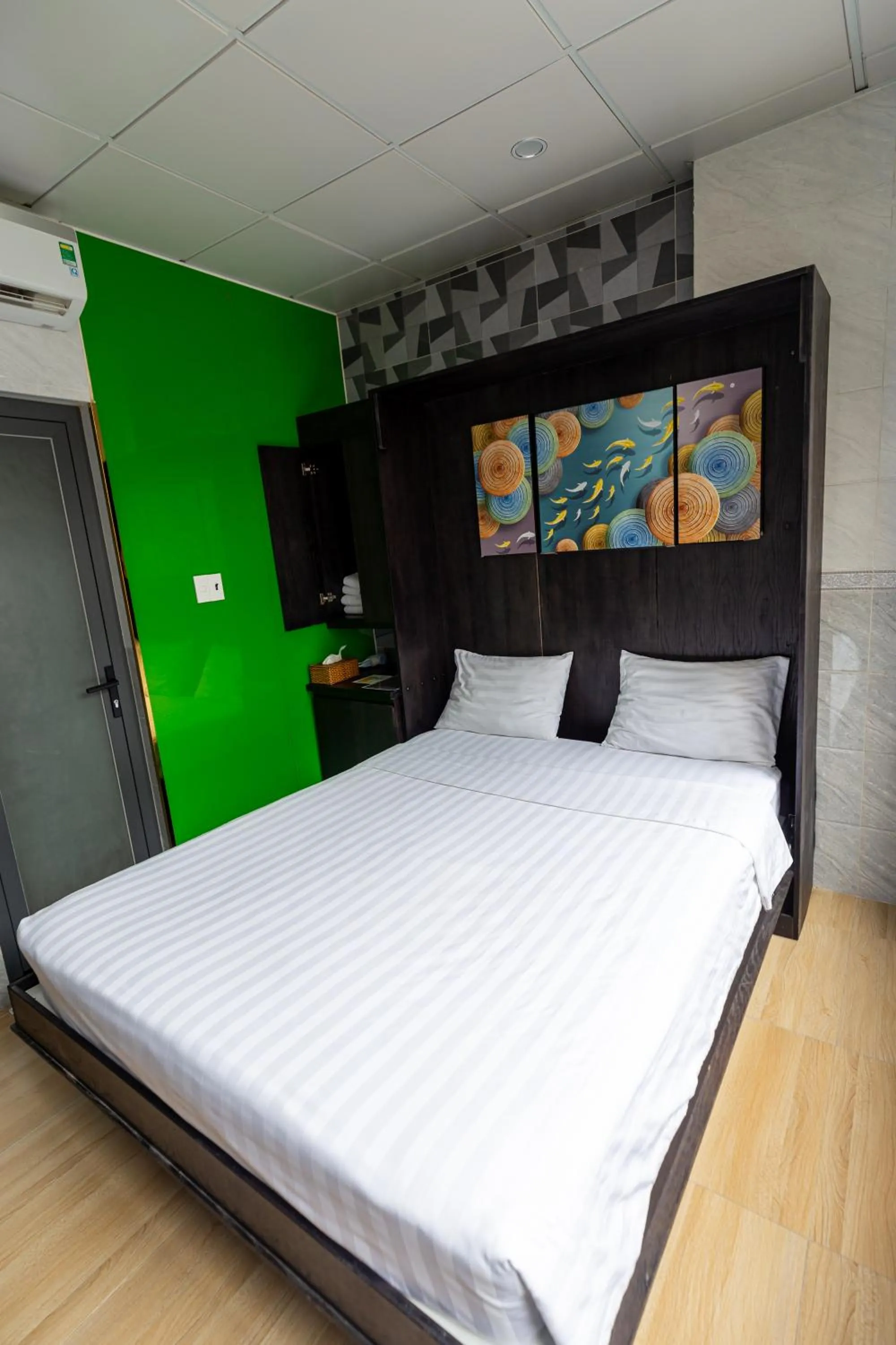 Bed in Cola's Homestay