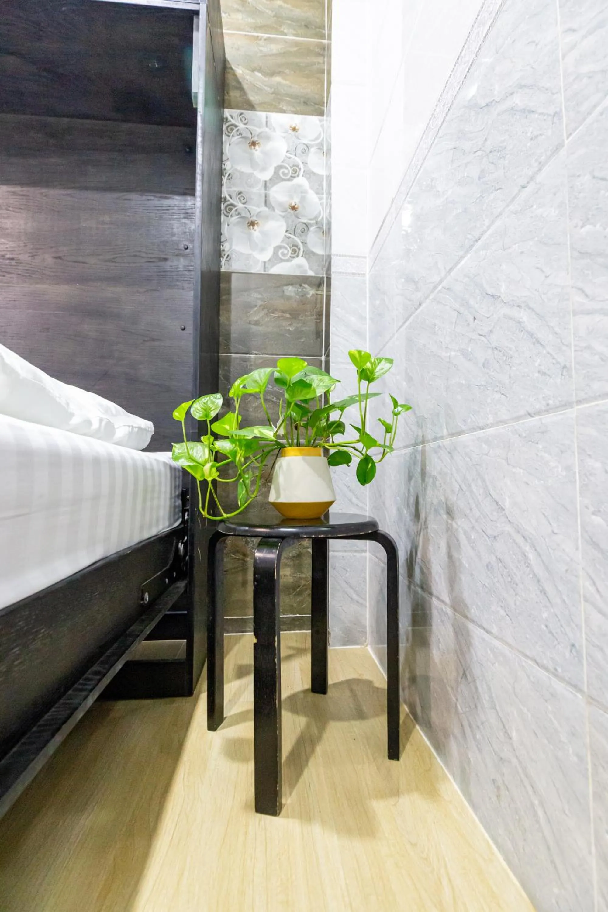 Bed in Cola's Homestay