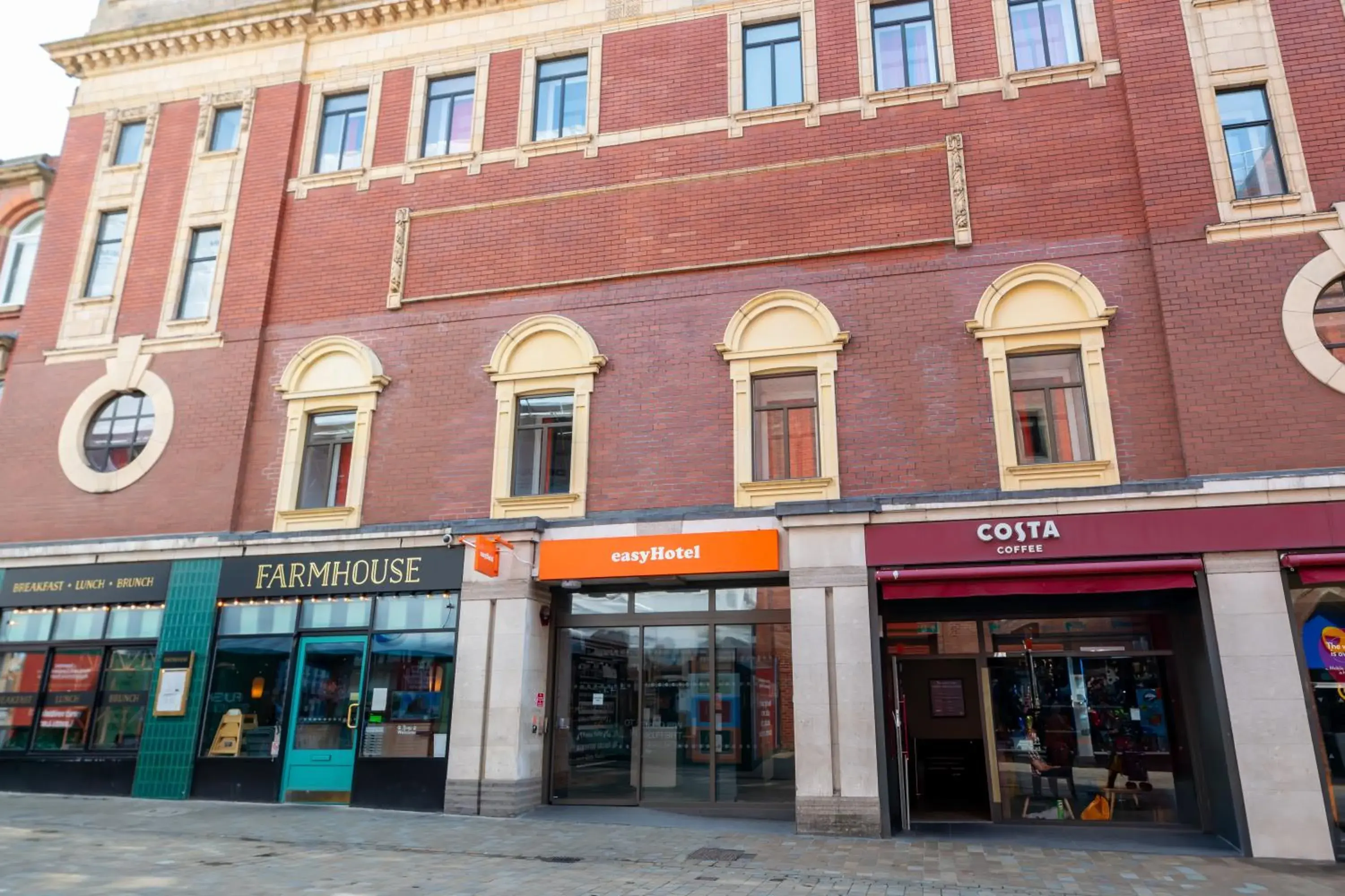 Property building in easyHotel Leeds Property building in easyHotel Leeds