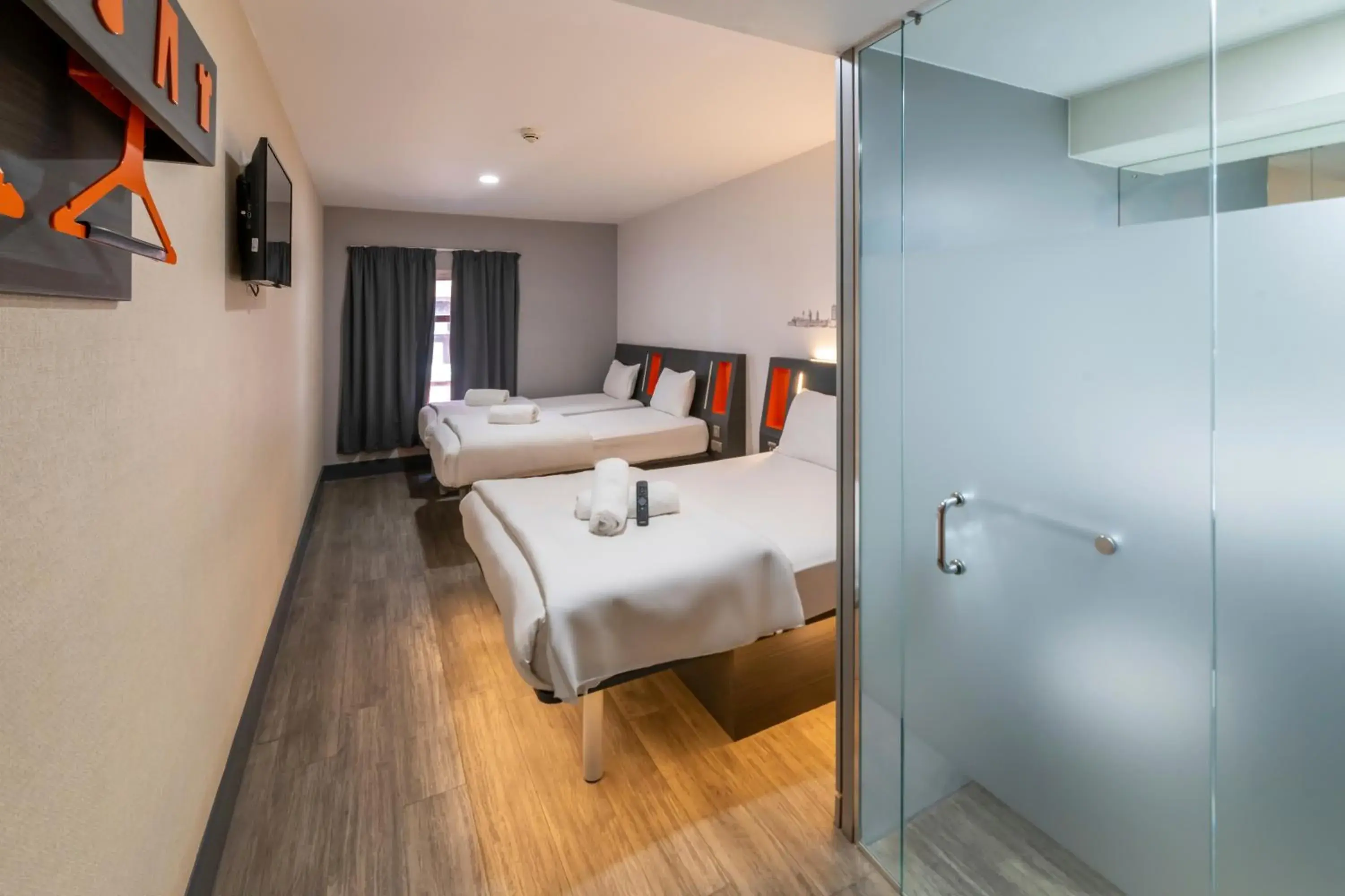 Bedroom, Bed in easyHotel Leeds Bedroom, Bed in easyHotel Leeds