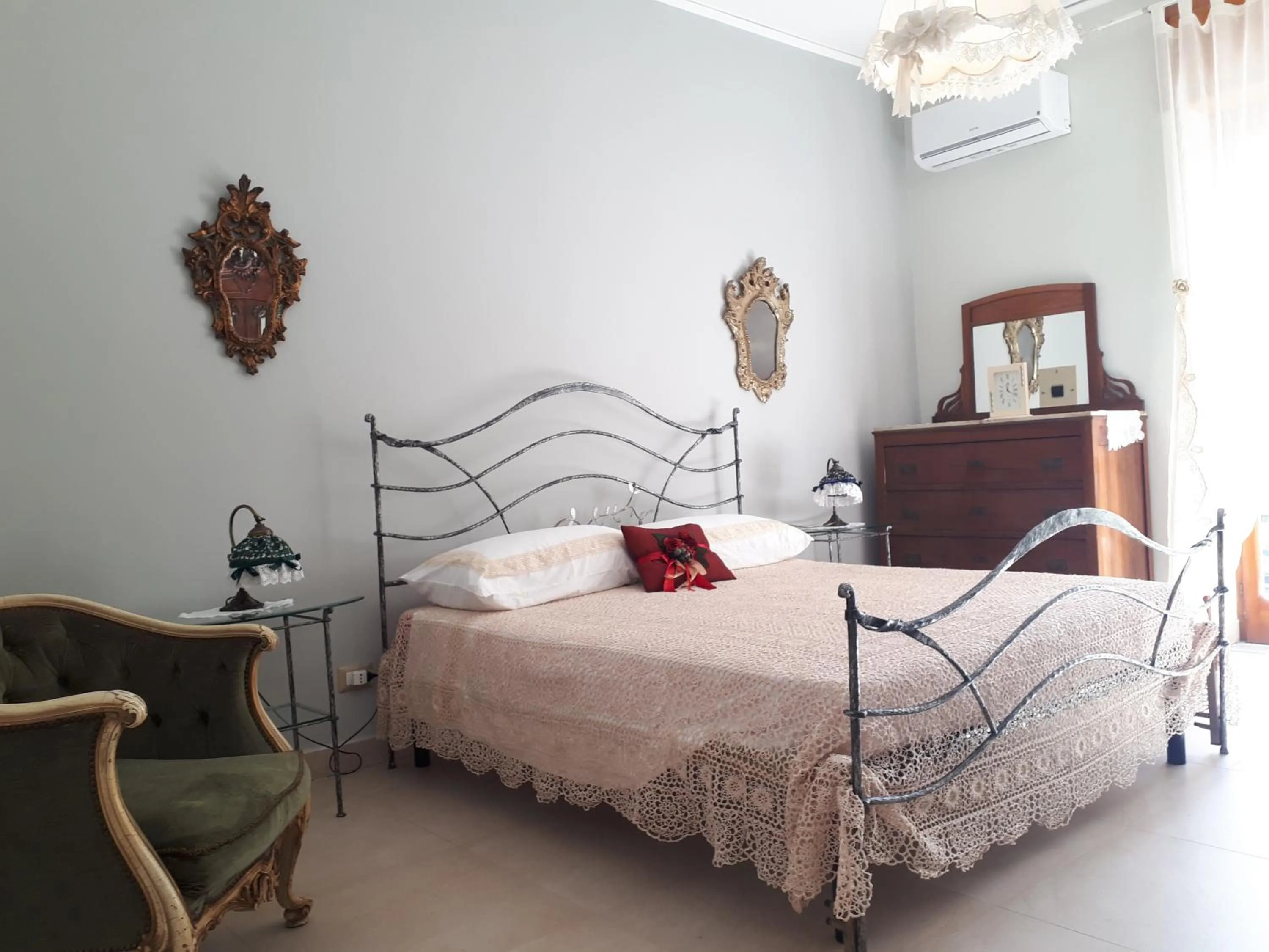 Bedroom, Bed in Villa Ada B&B