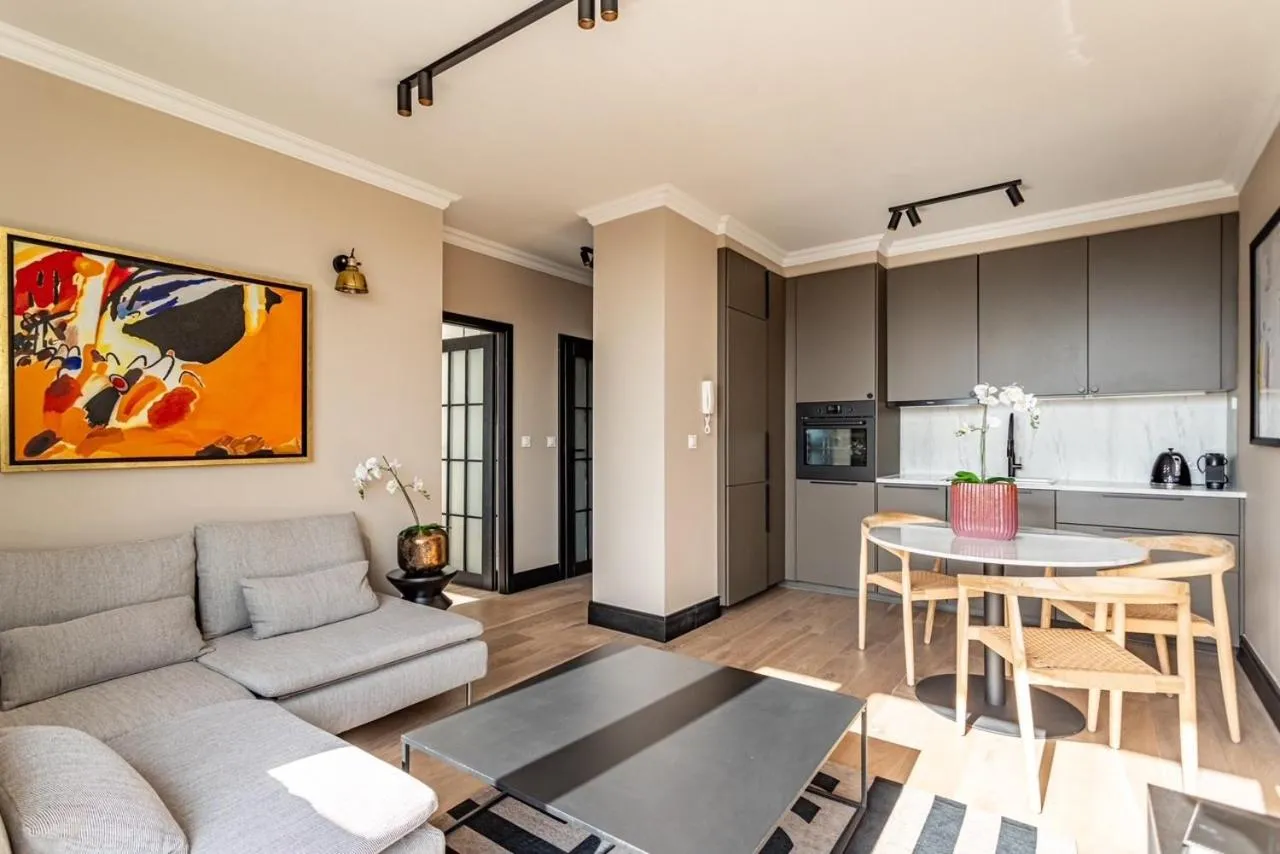 Triton Park Apartments