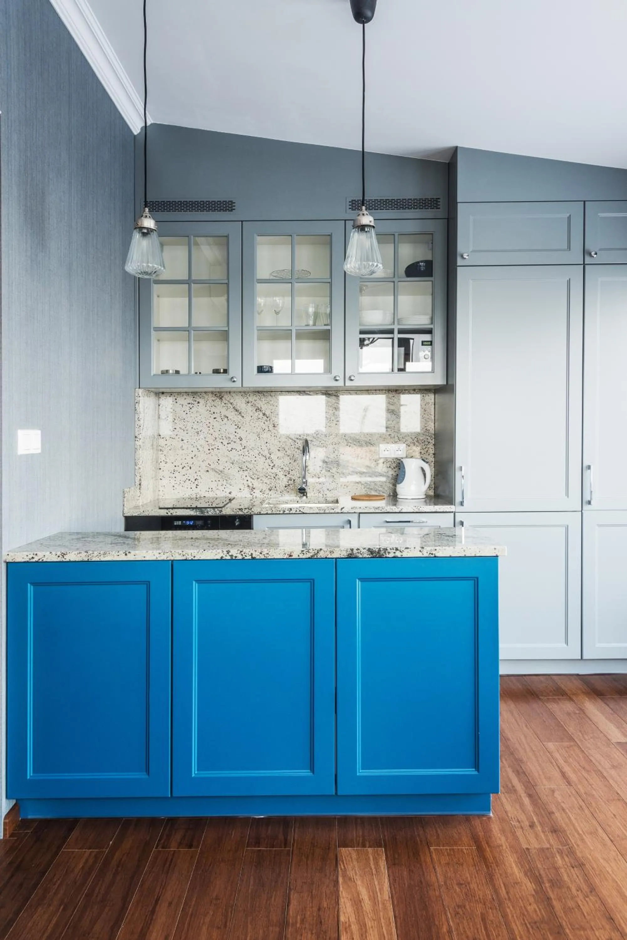 Kitchen or kitchenette in Triton Park Apartments