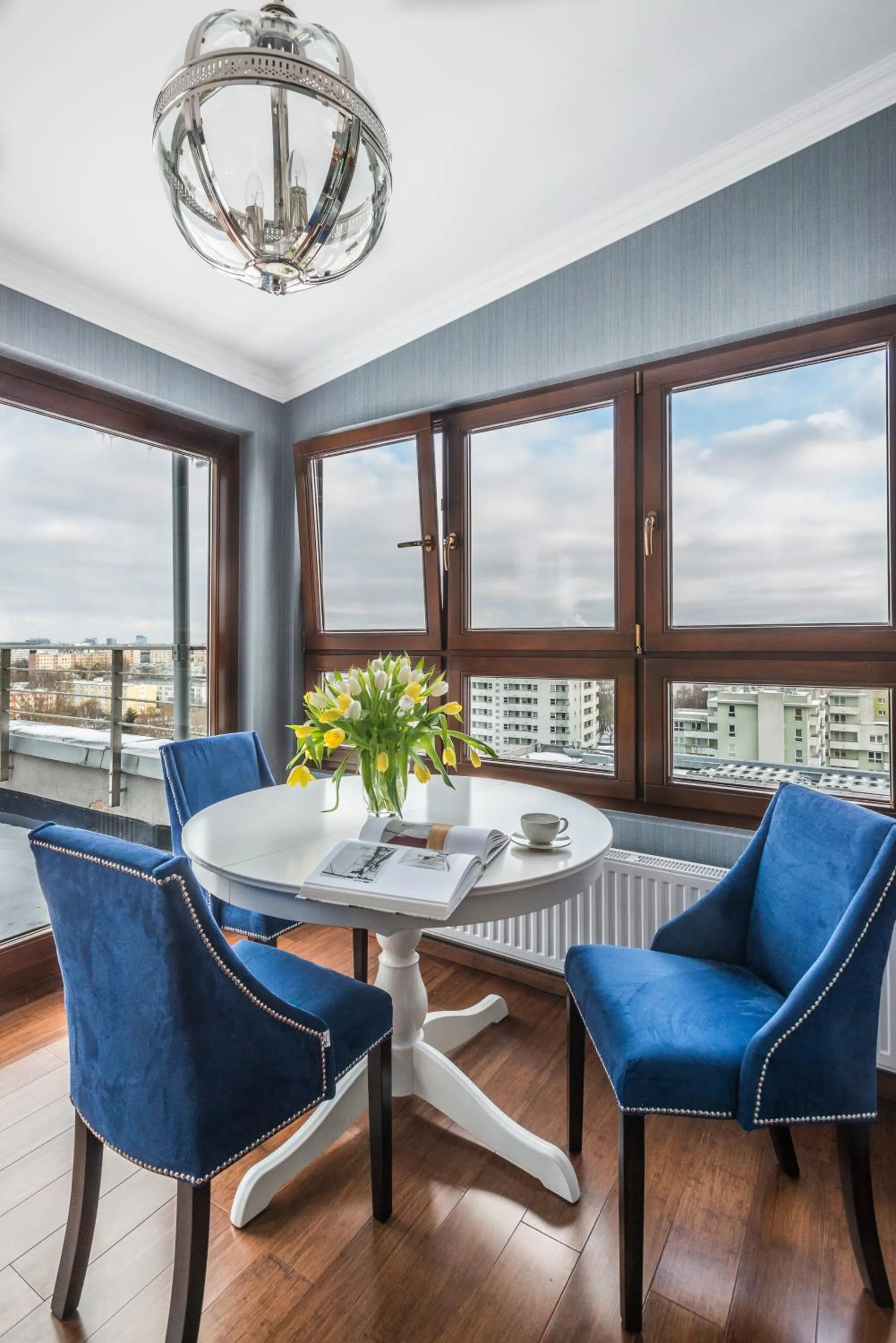 Dining area in Triton Park Apartments