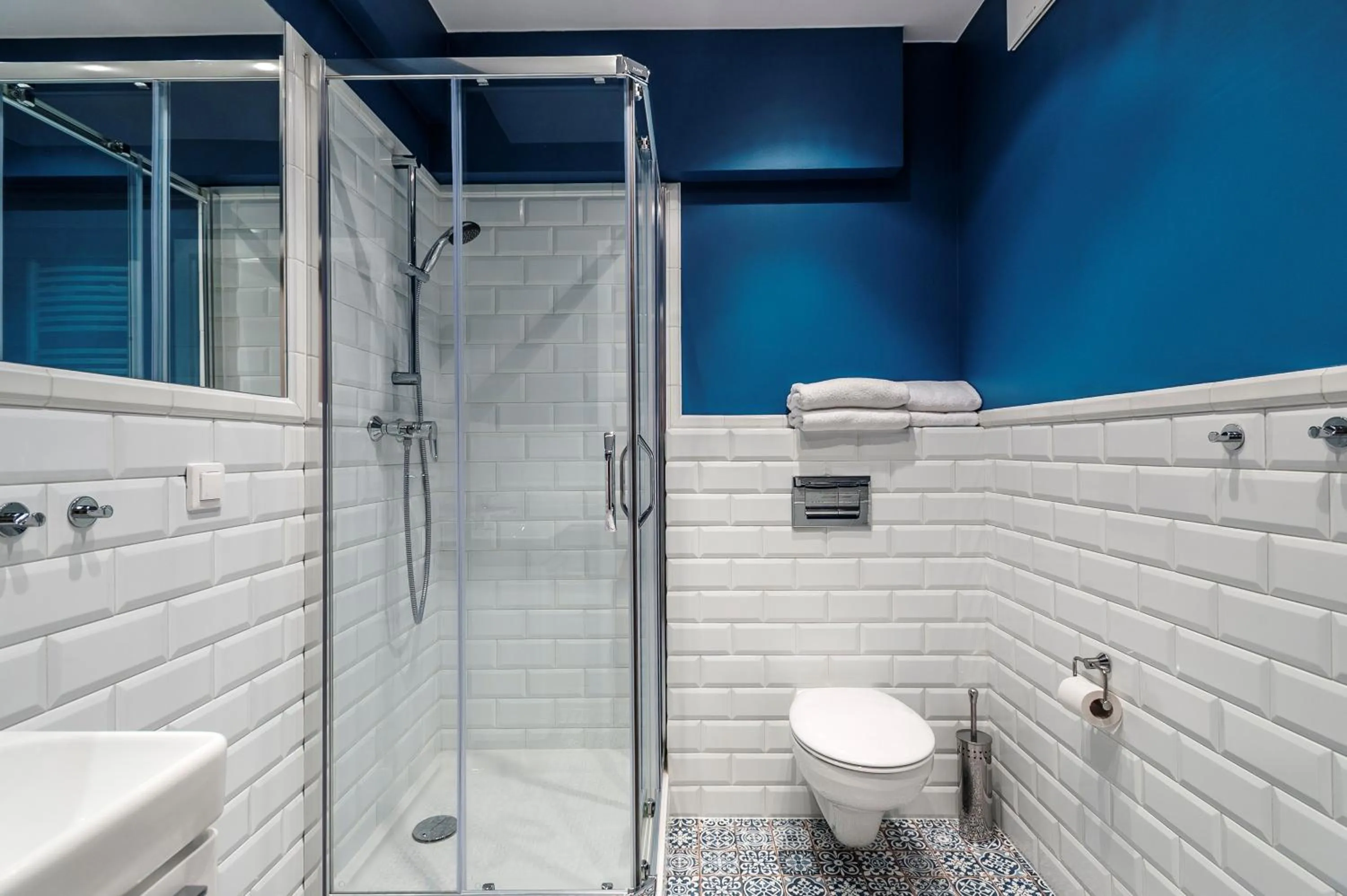 Bathroom in Triton Park Apartments