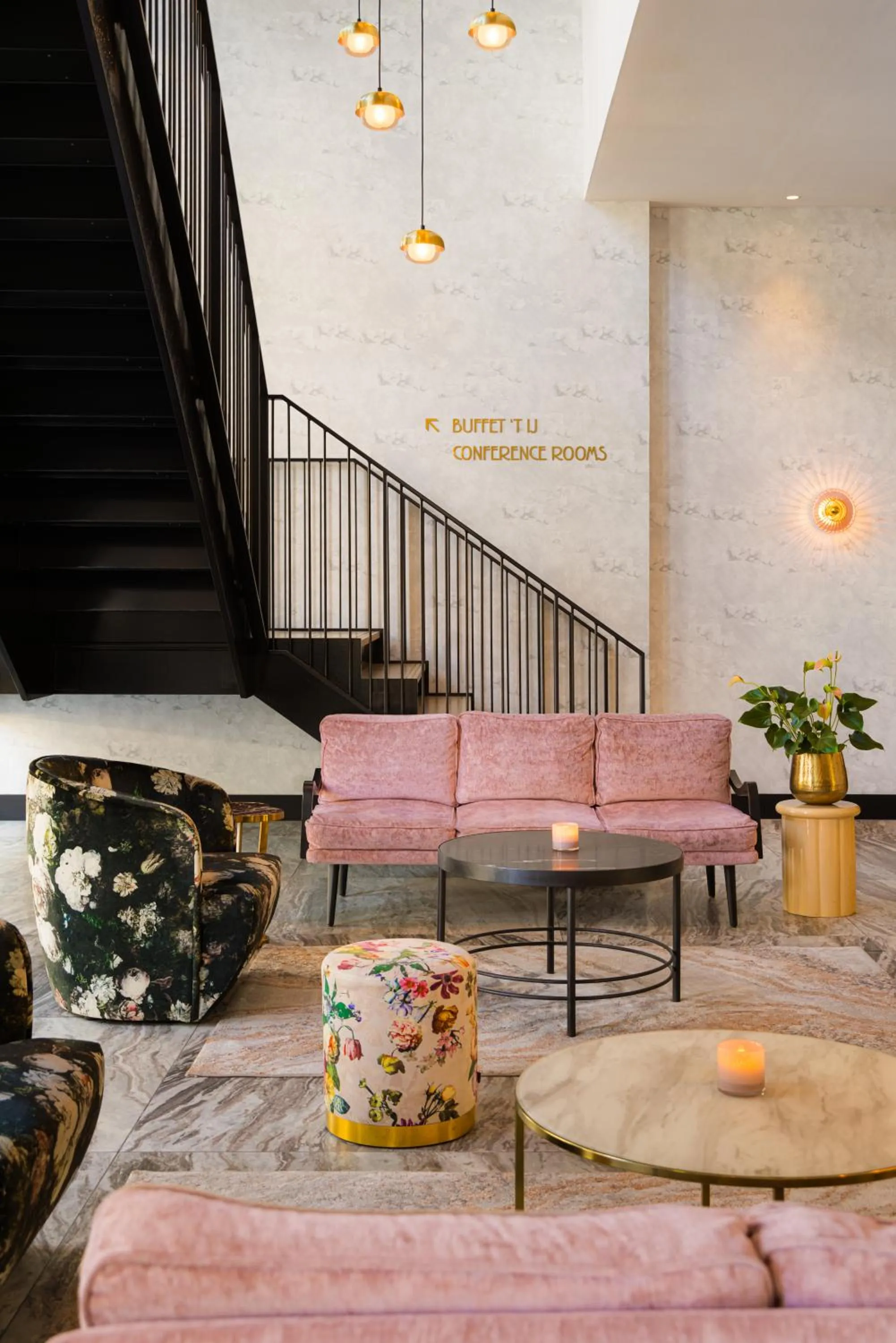 Lobby or reception in Van der Valk Hotel Amsterdam - Amstel