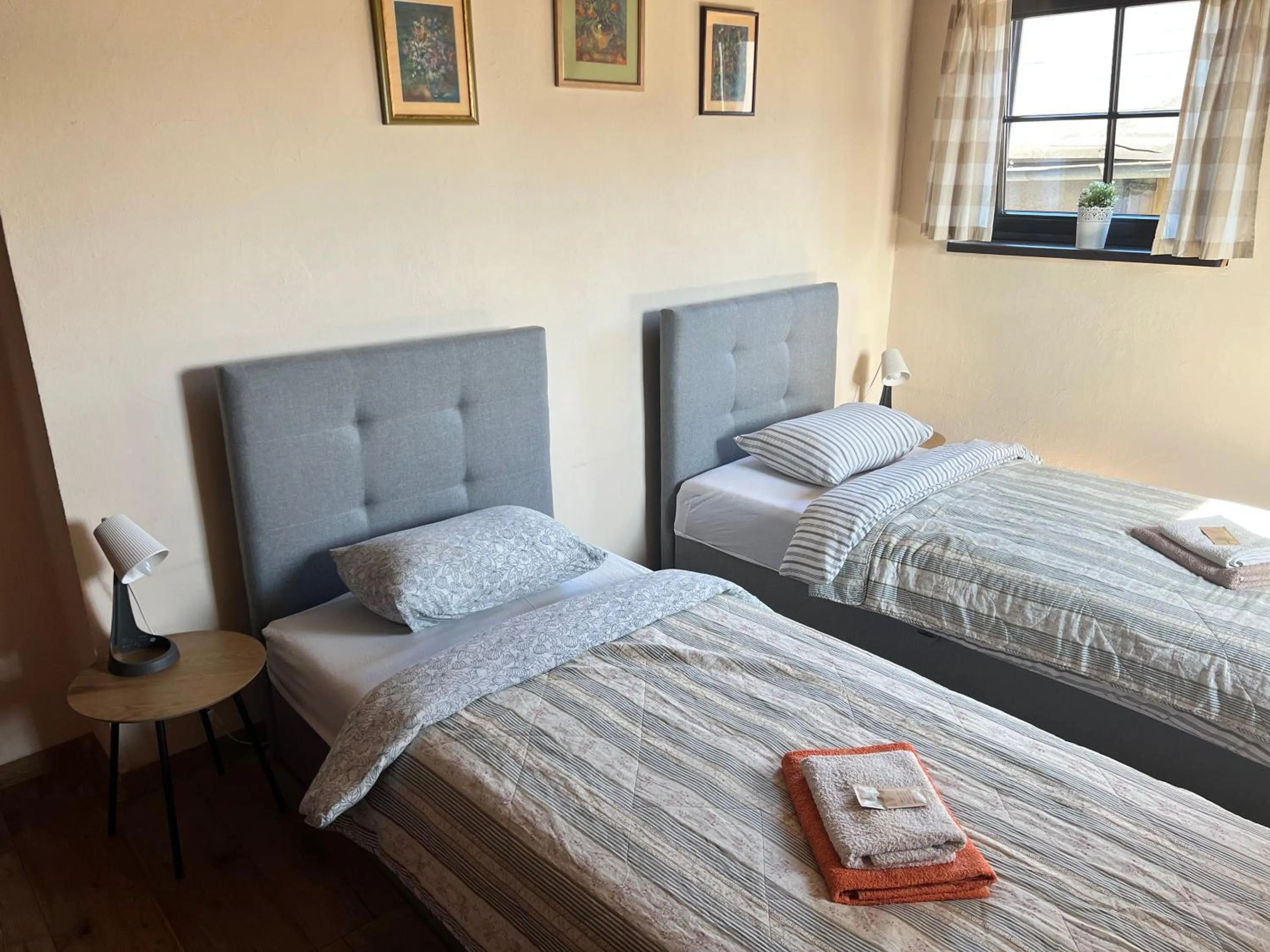 Bed in Stary Spichrz Kawiarnia & Noclegi