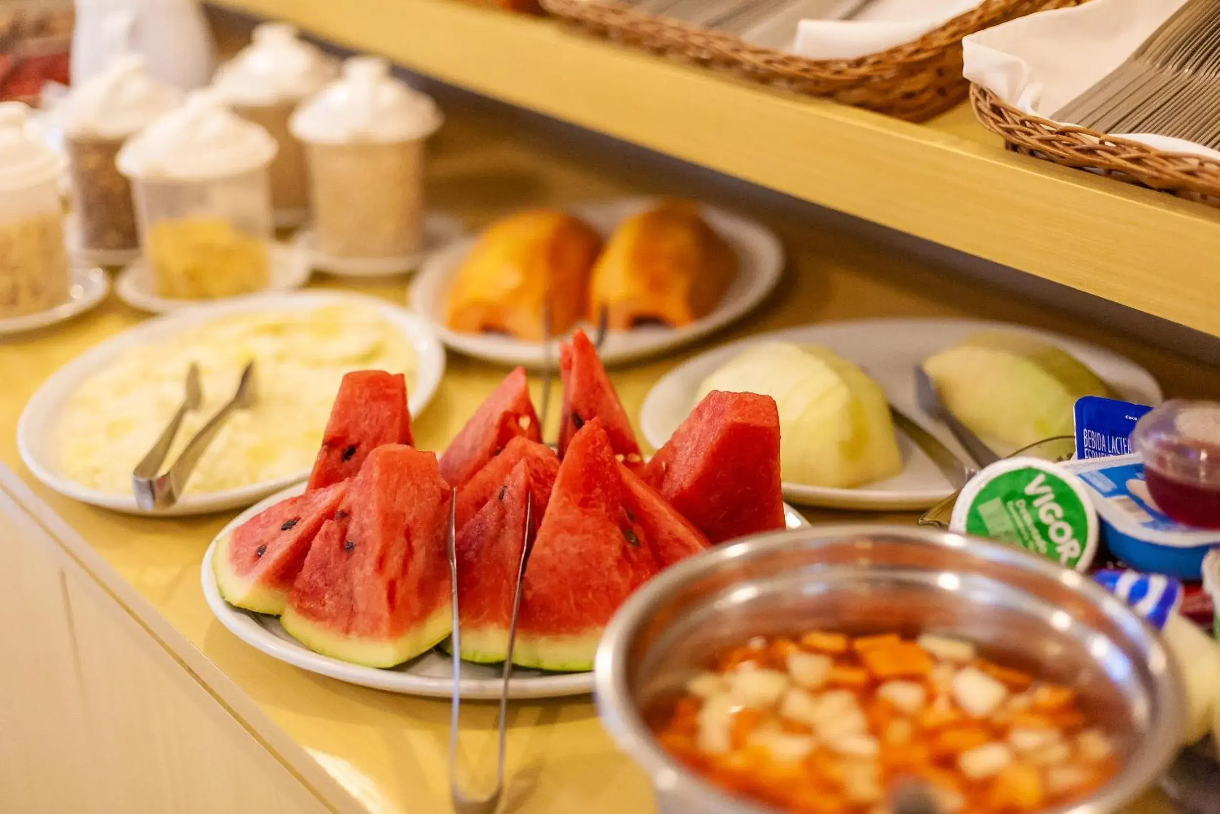 Breakfast in Tri Hotel & Flat Caxias Breakfast in Tri Hotel & Flat Caxias