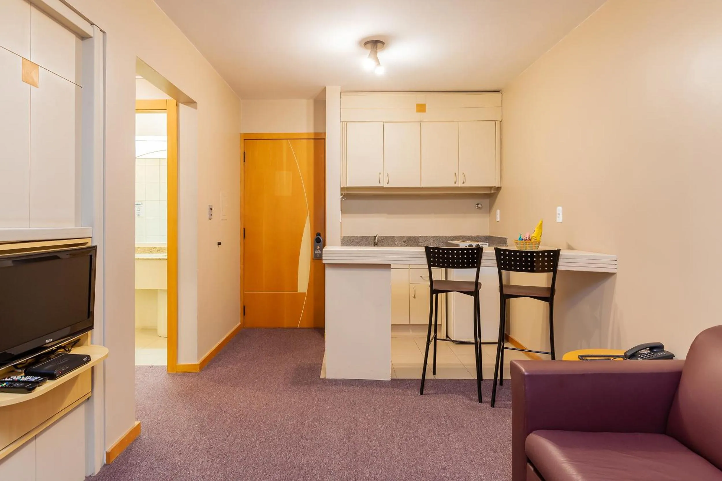 TV and multimedia in Tri Hotel & Flat Caxias