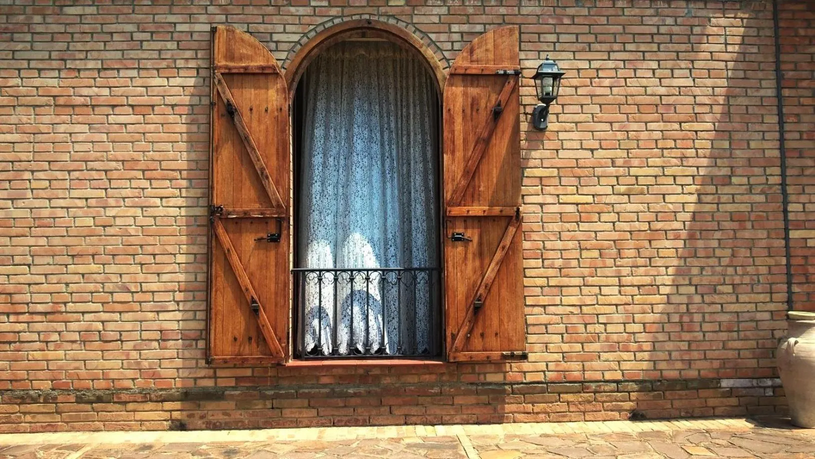 Facade/entrance in Villa Amalia Srls