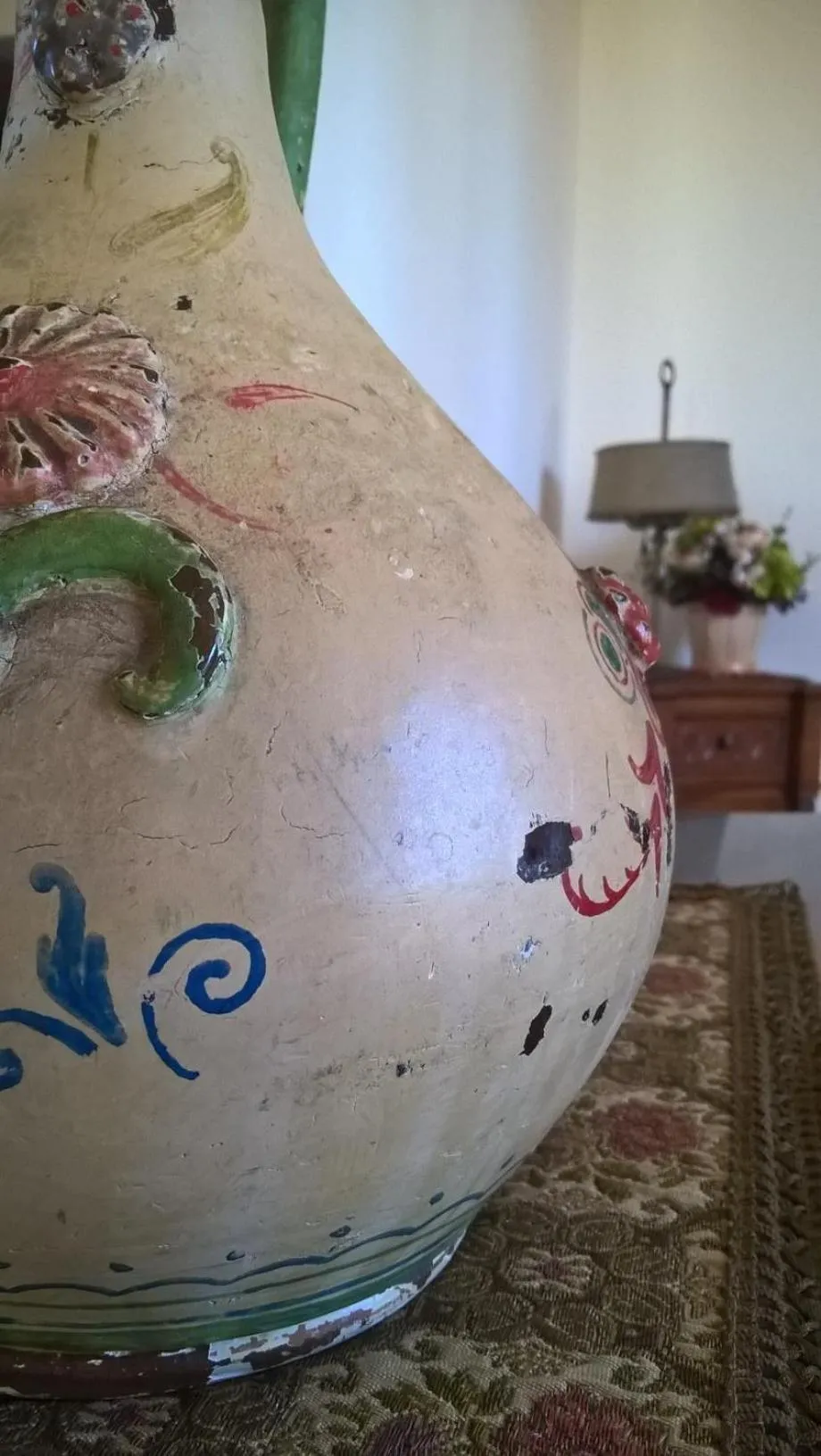 Decorative detail in Villa Amalia Srls