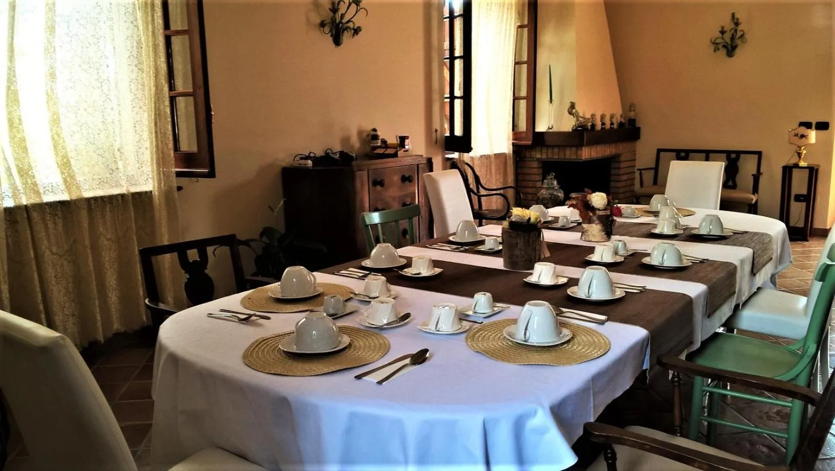 Breakfast in Villa Amalia Srls