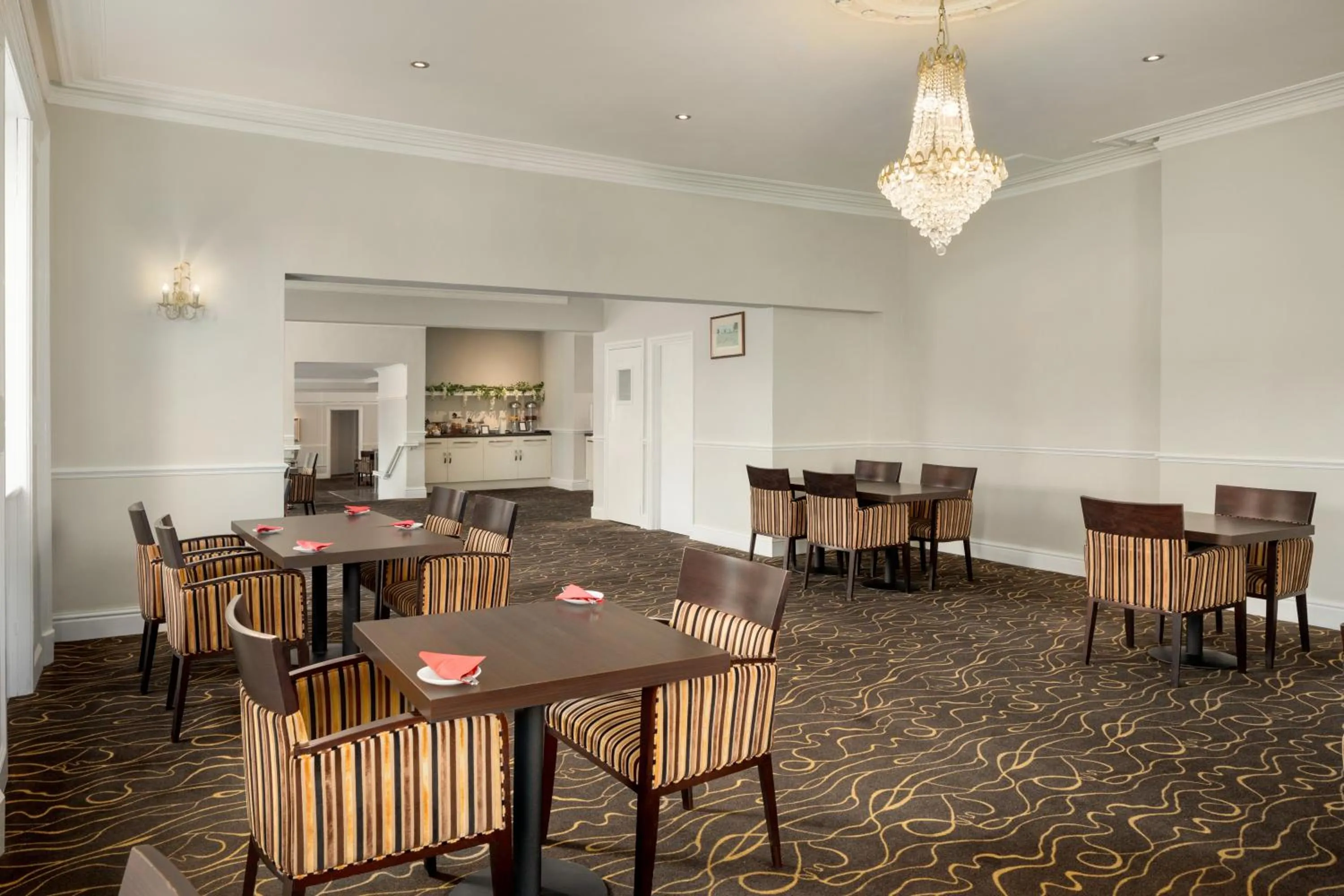 Restaurant/places to eat in Ramada by Wyndham Cheltenham