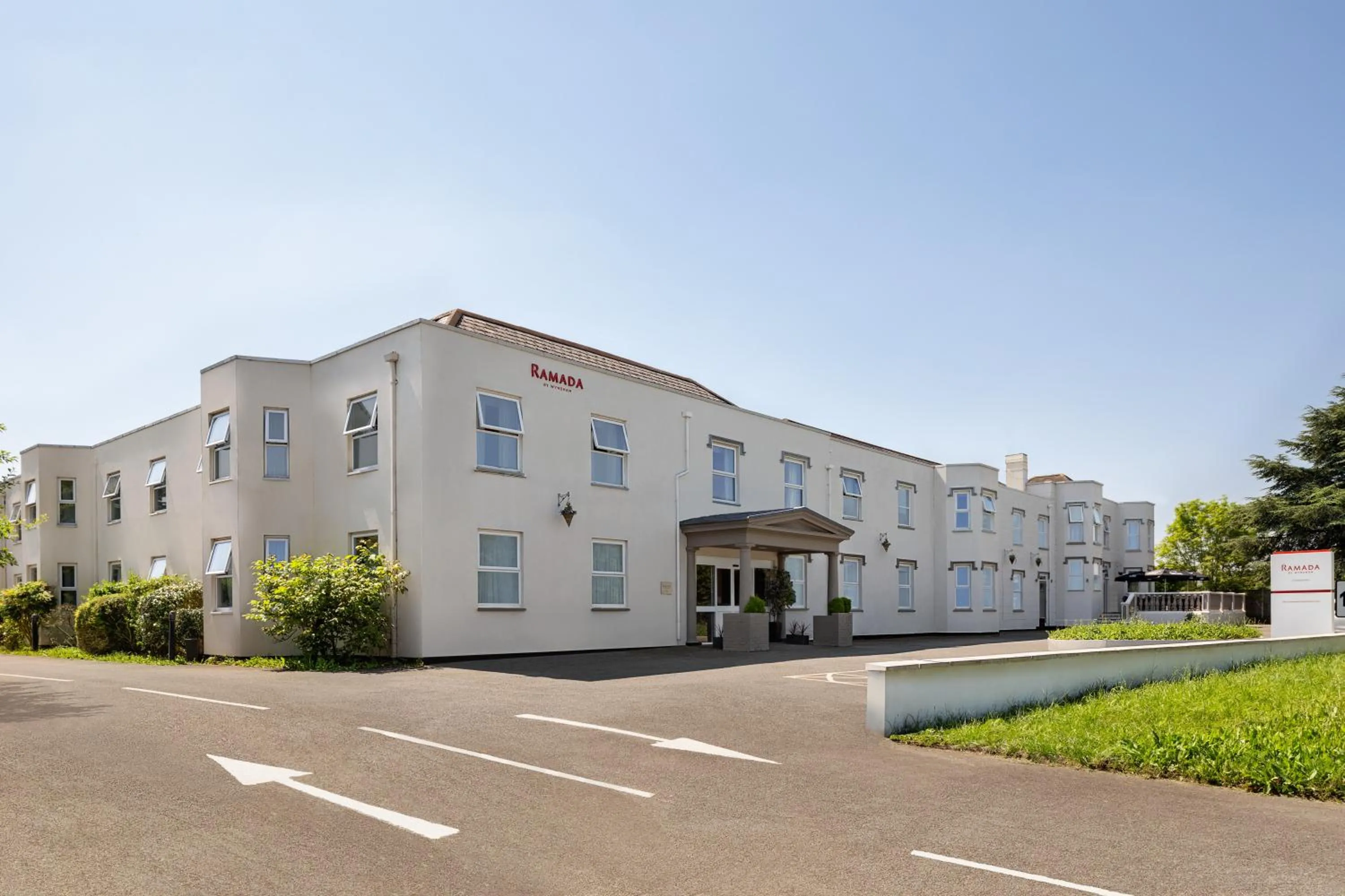 Property building in Ramada by Wyndham Cheltenham