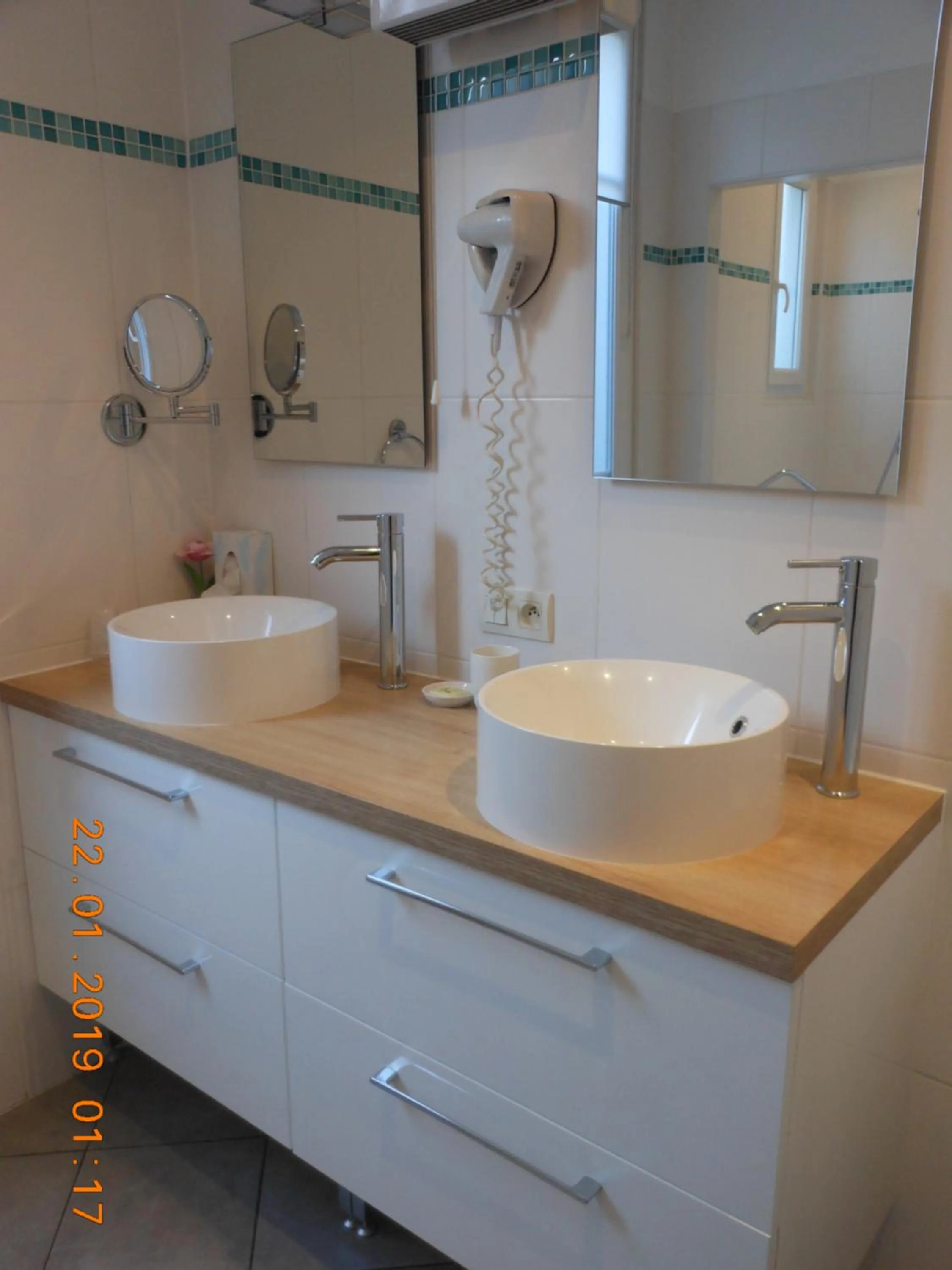 Shower in Hotel Villa Les Cygnes