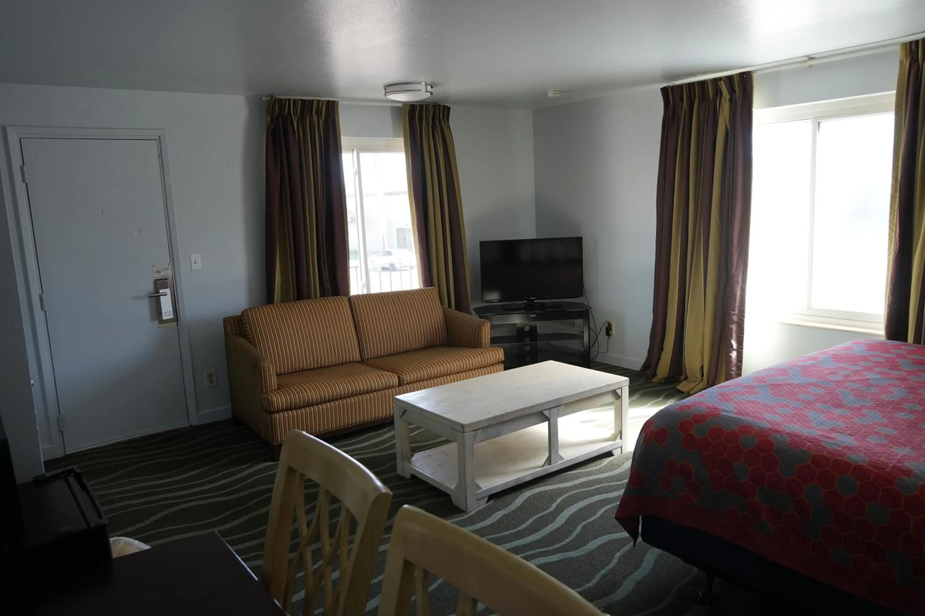 La Hacienda Motel