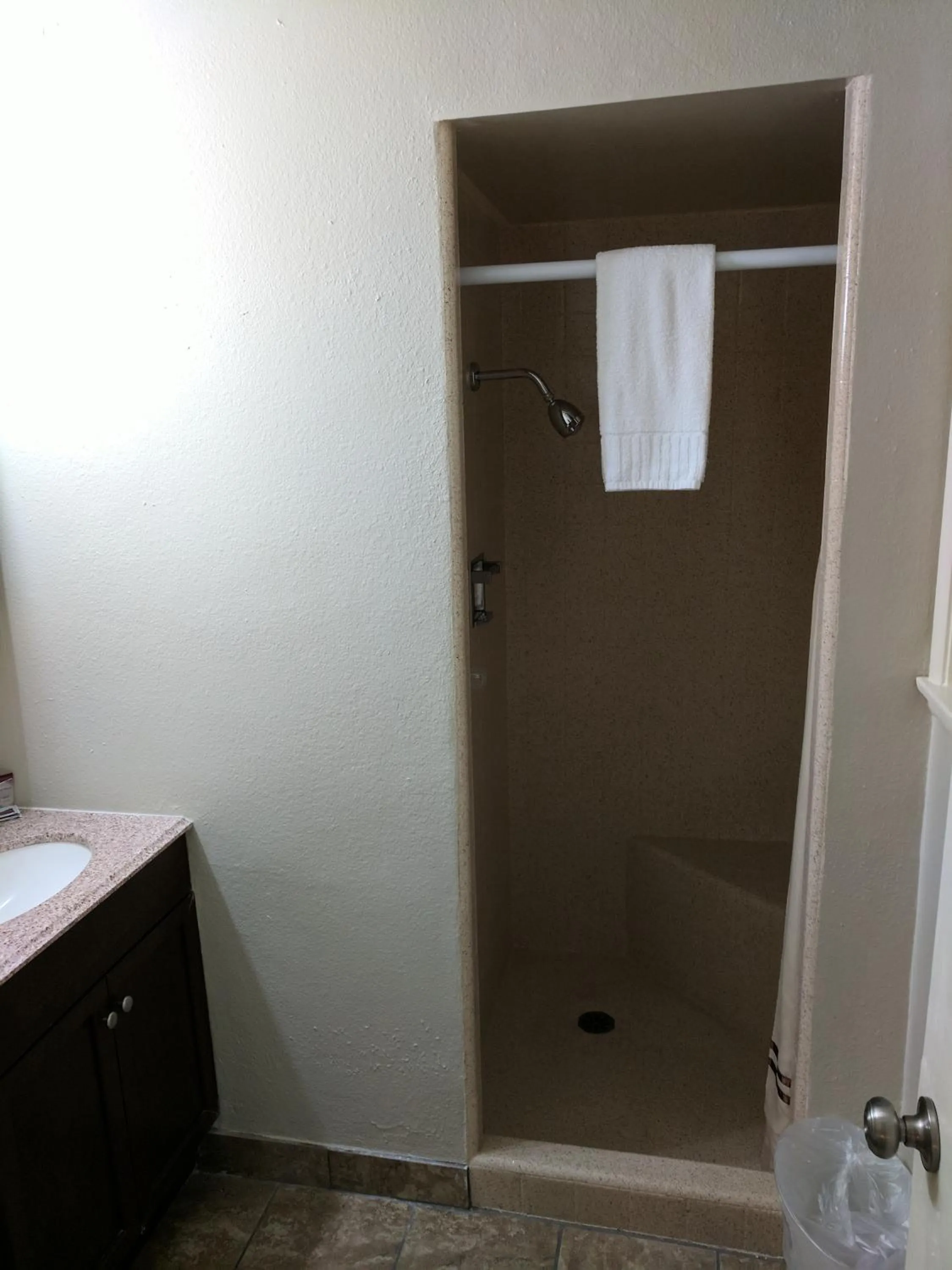 Shower in La Hacienda Motel