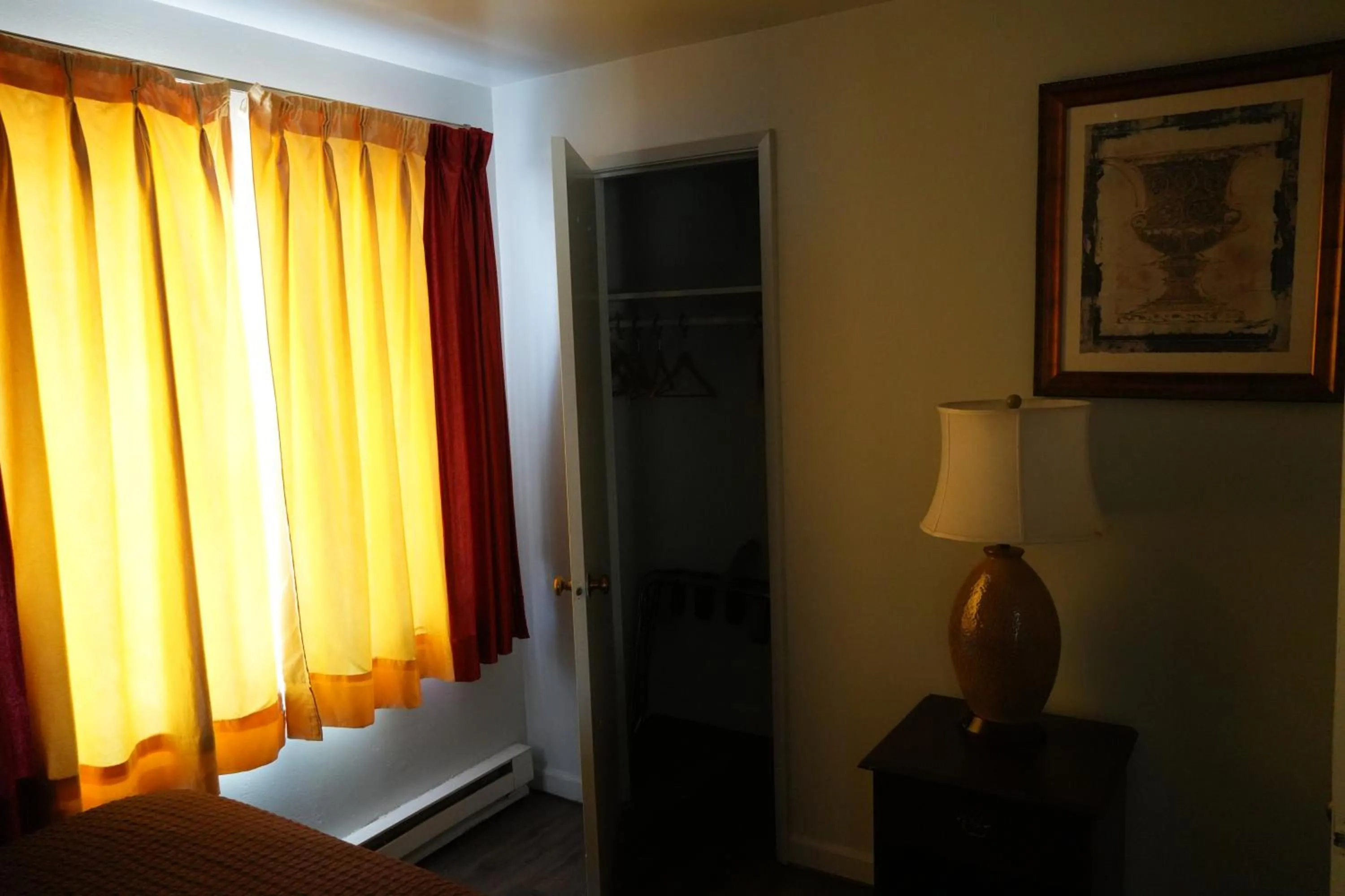 La Hacienda Motel