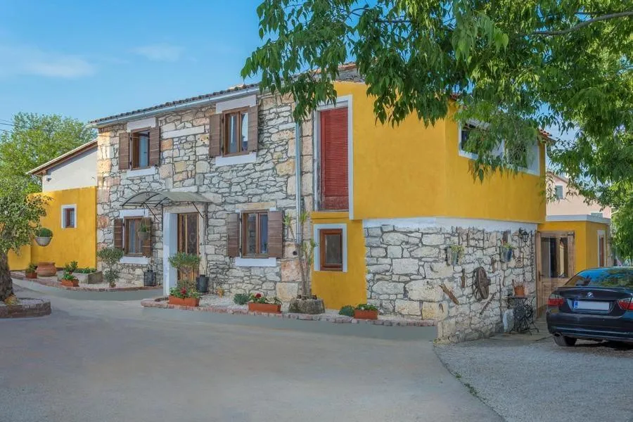 Holiday Home Mandula