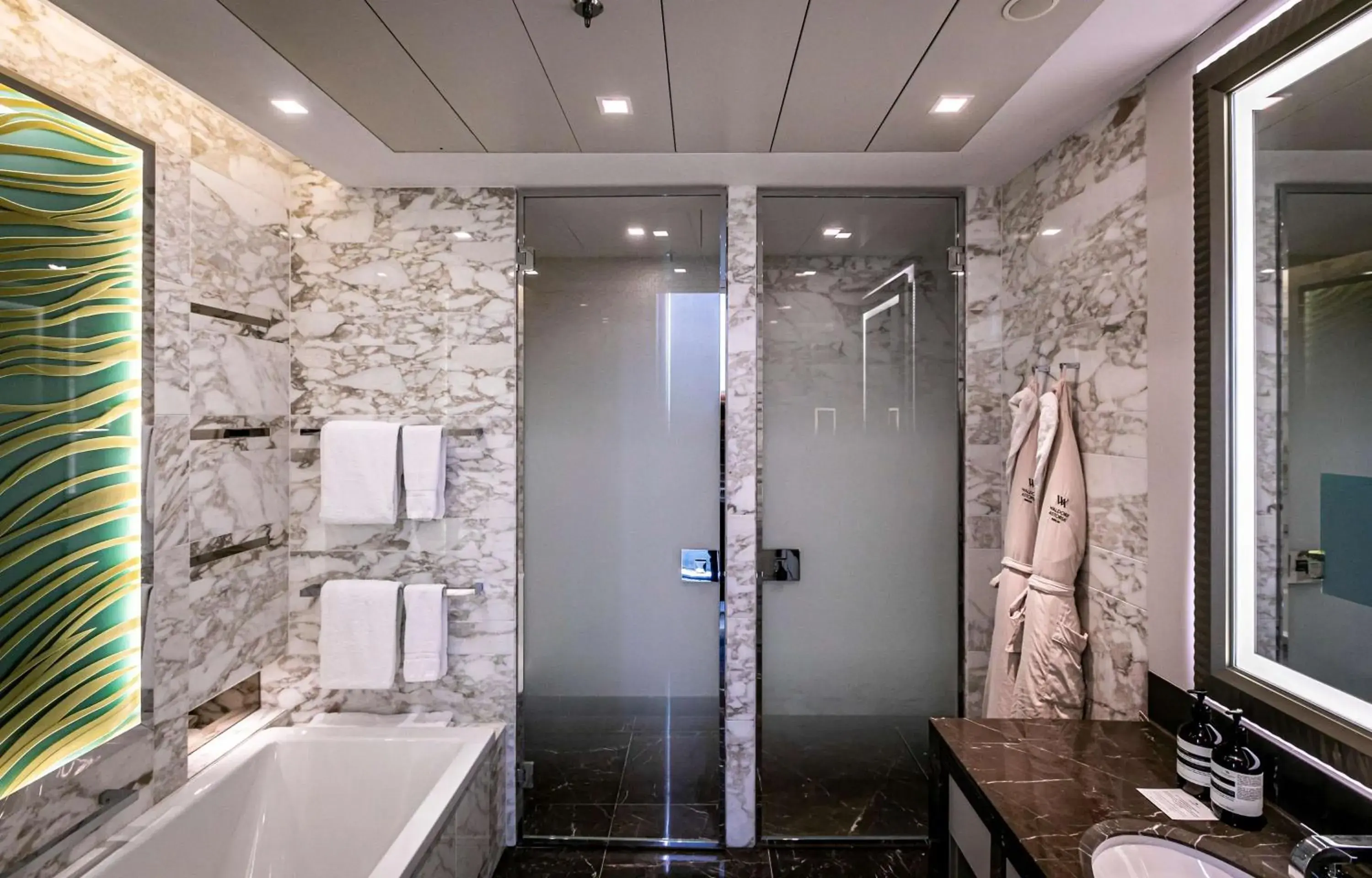 Bathroom in Waldorf Astoria Berlin Bathroom in Waldorf Astoria Berlin