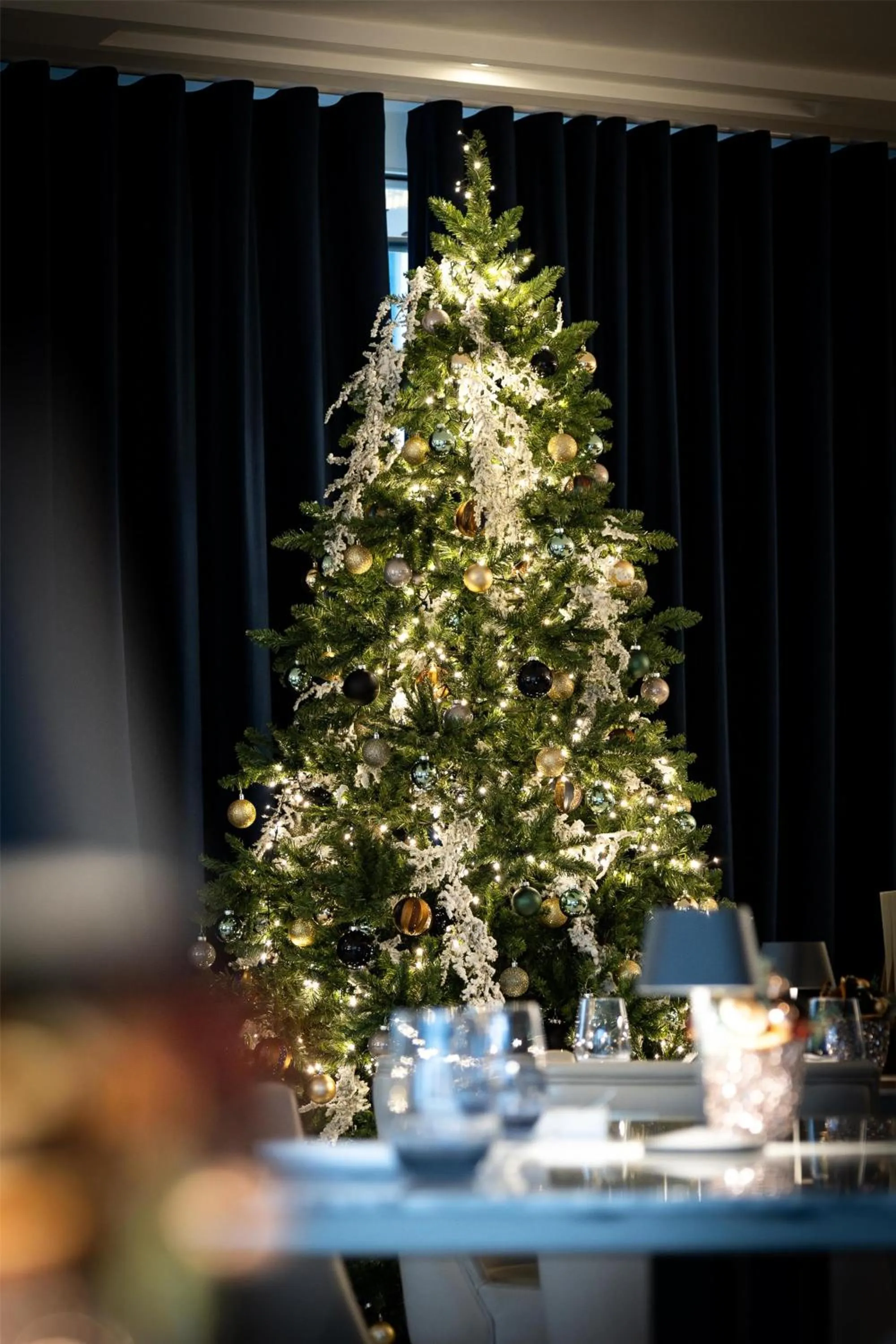 Restaurant/places to eat in Waldorf Astoria Berlin