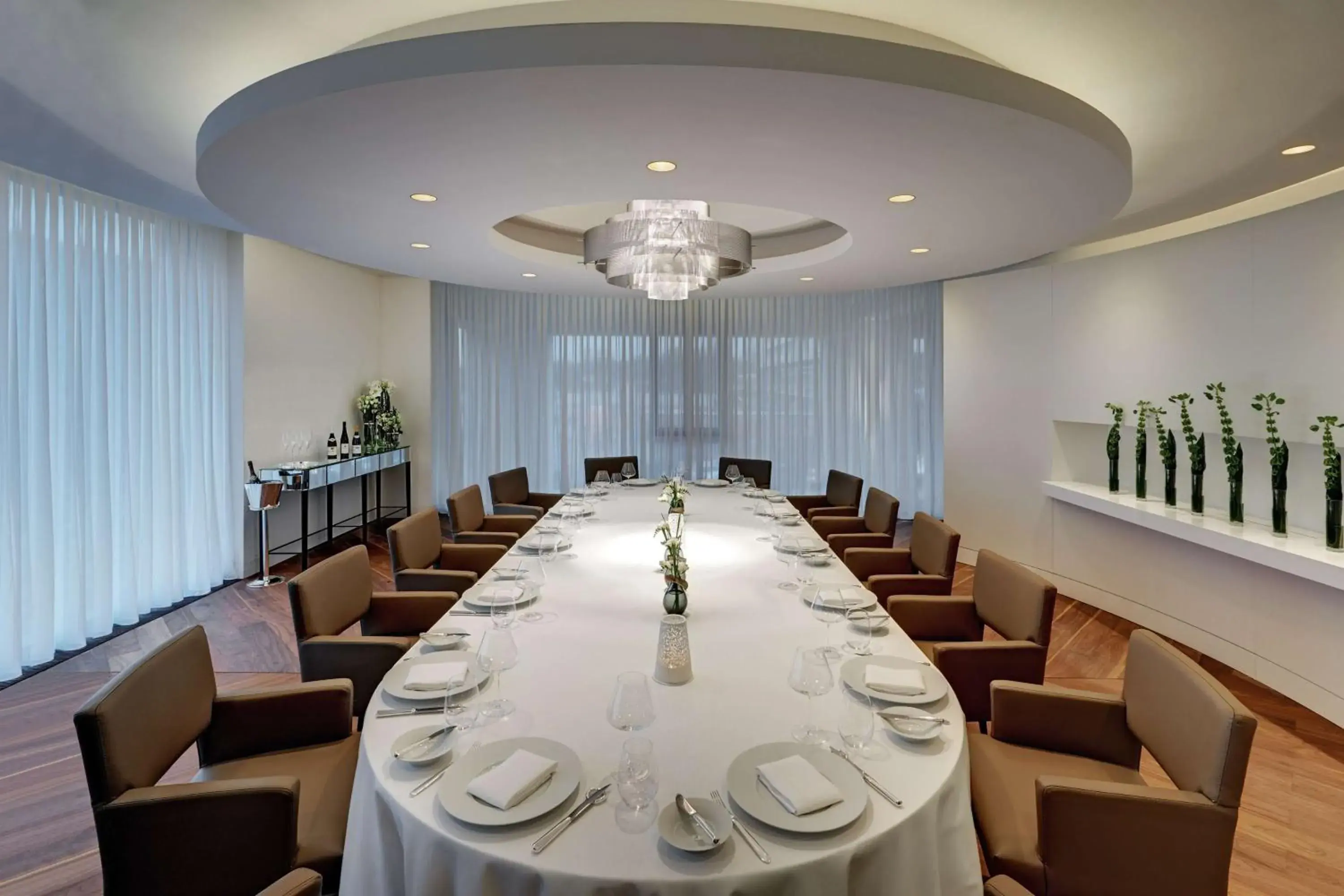 Restaurant/places to eat in Waldorf Astoria Berlin Restaurant/places to eat in Waldorf Astoria Berlin